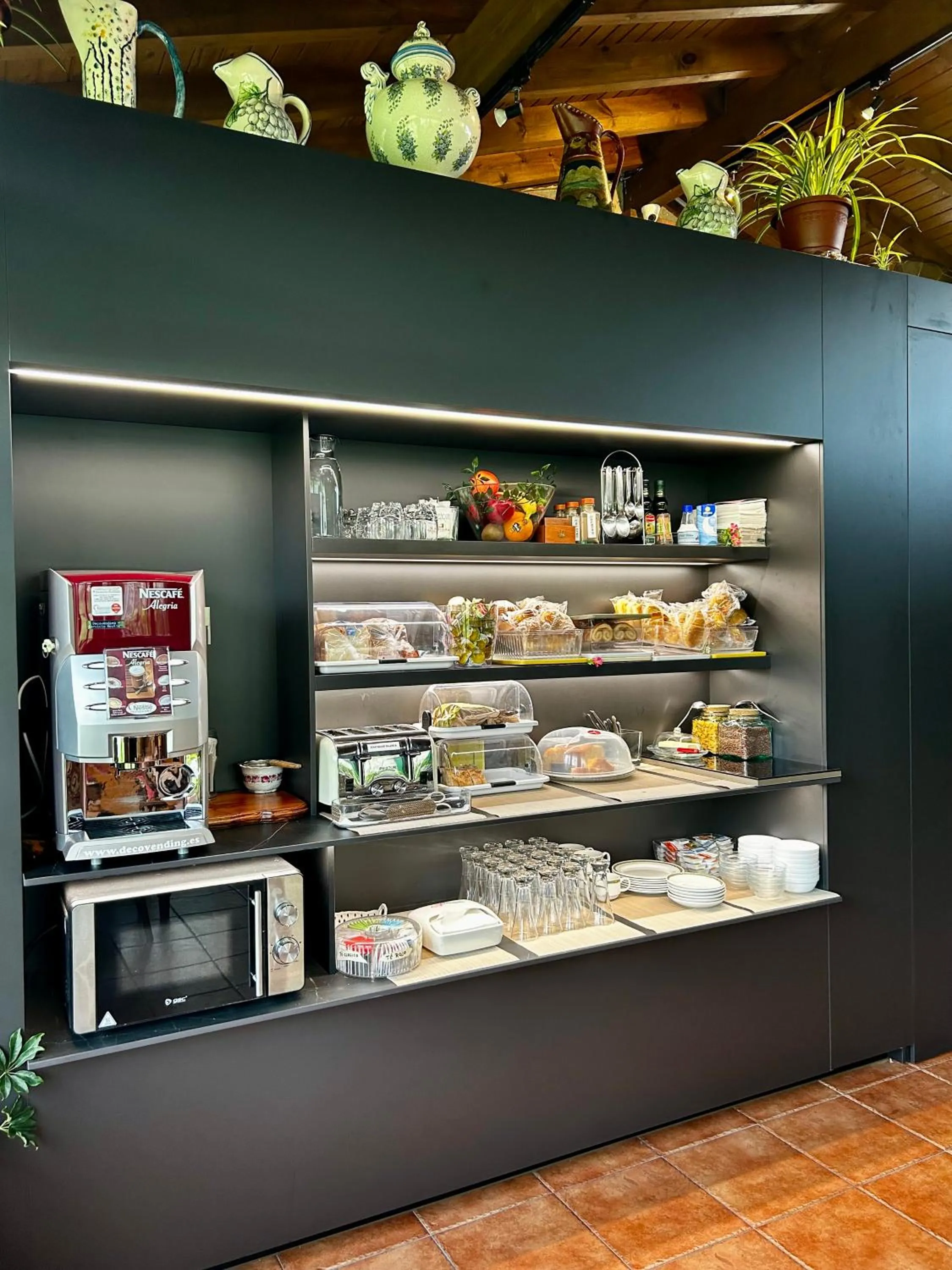 Breakfast in Hotel La Arquera