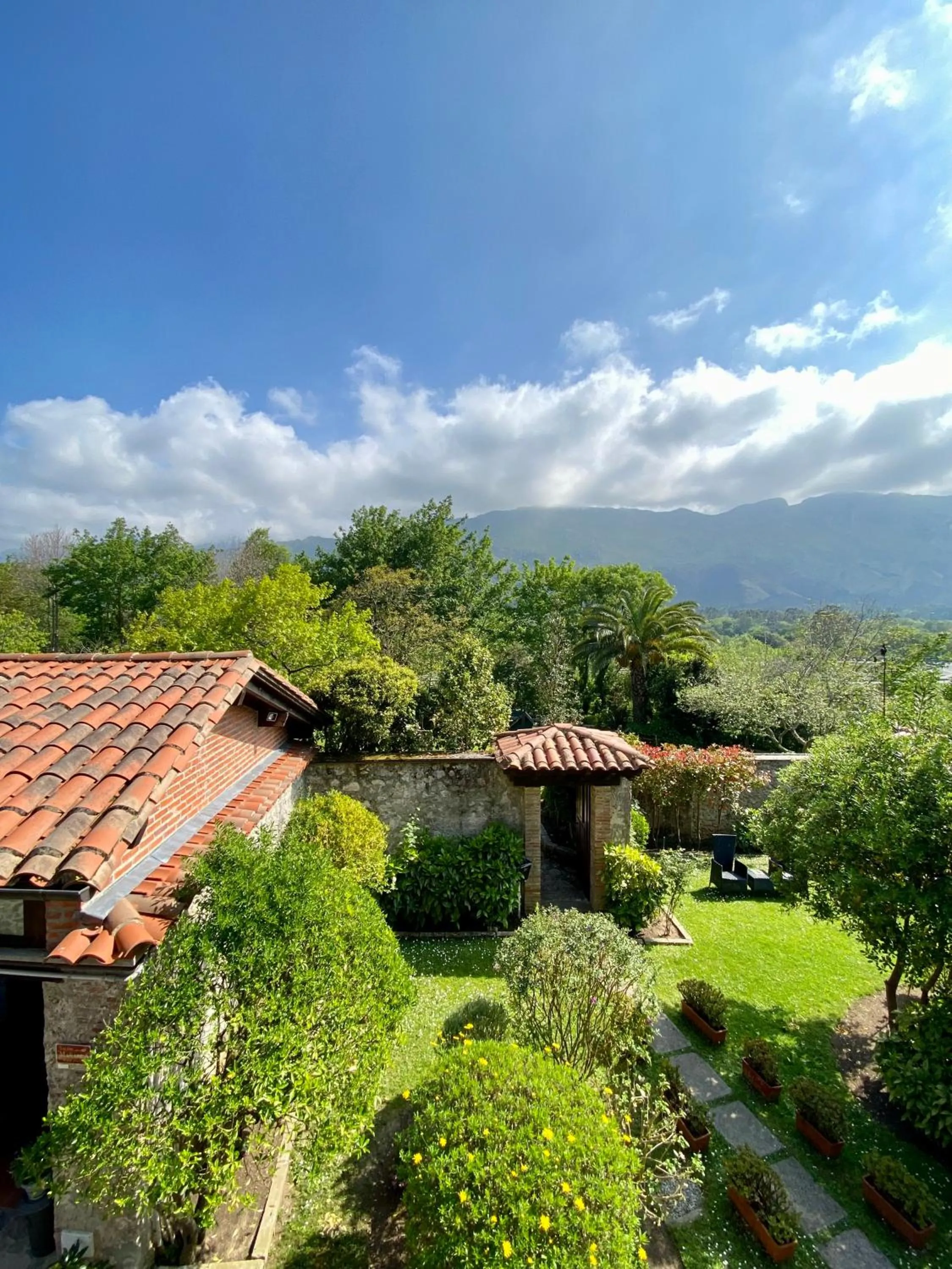 Garden in Hotel La Arquera