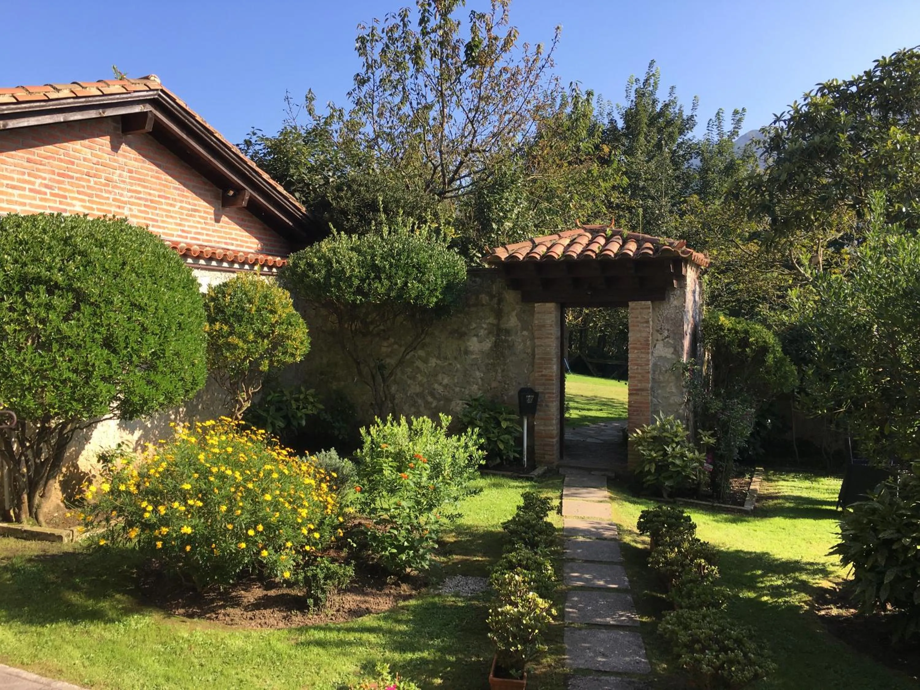 Garden in Hotel La Arquera
