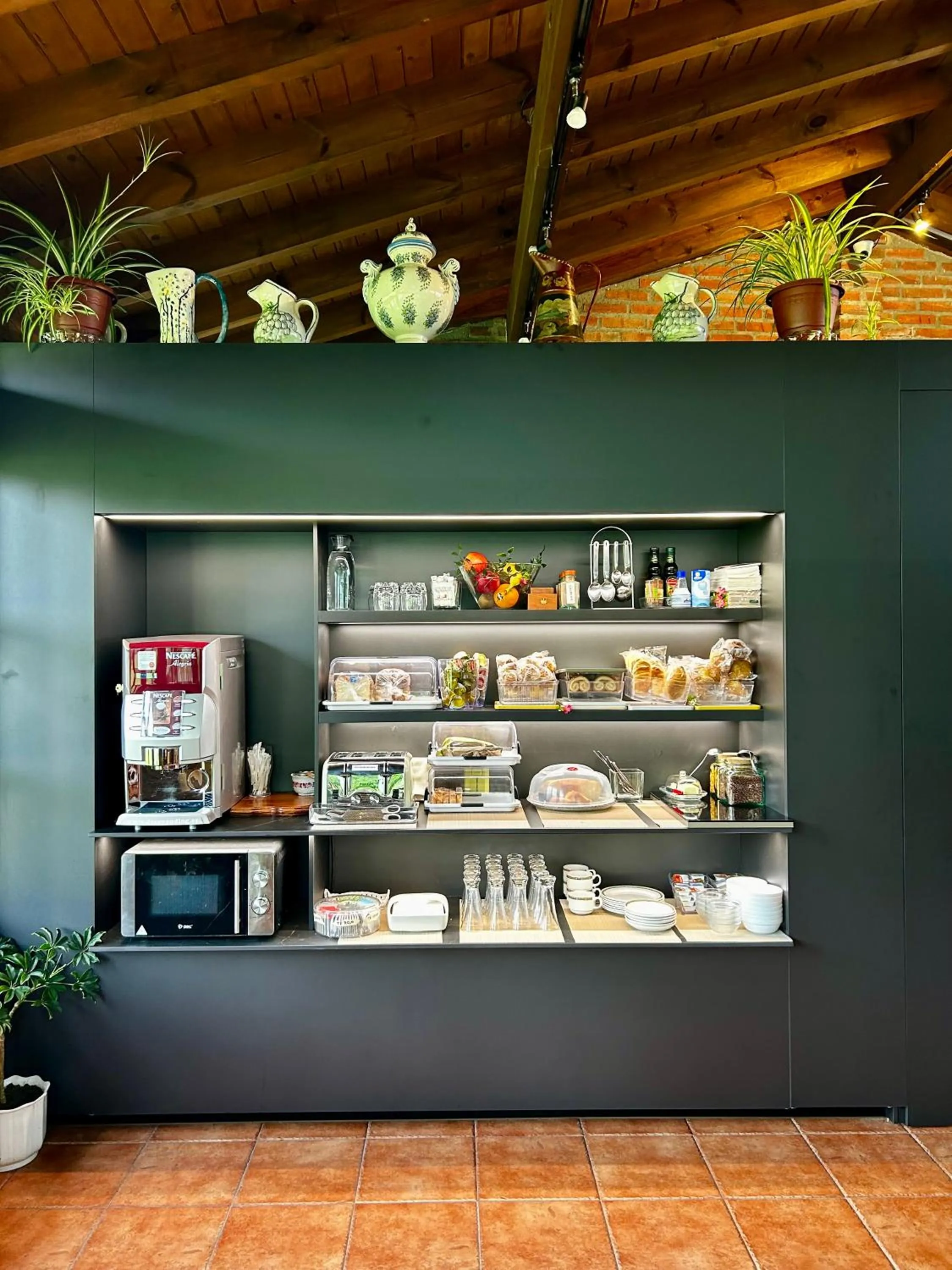 Breakfast in Hotel La Arquera