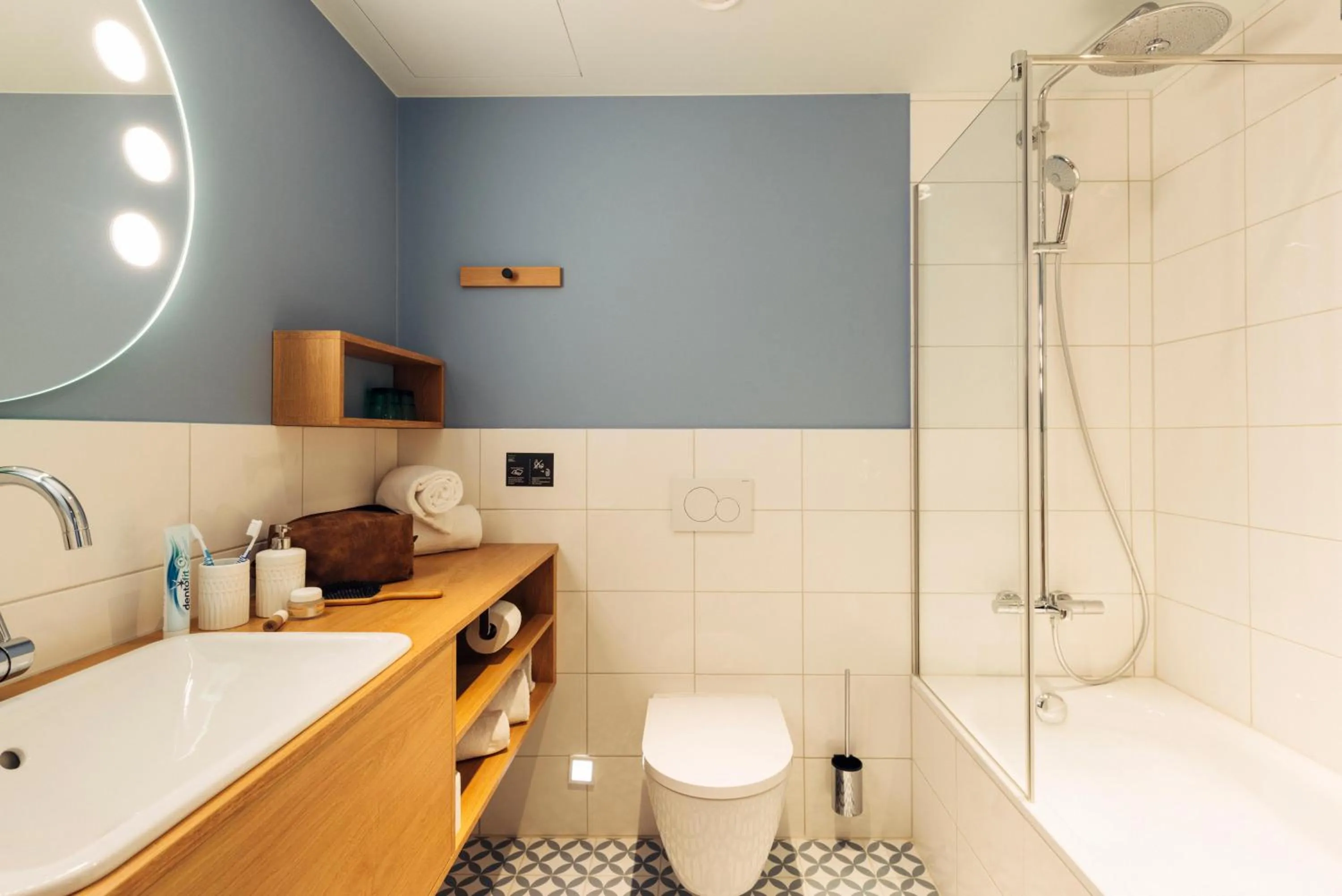 Bathroom in harry's home Villach hotel & apartments