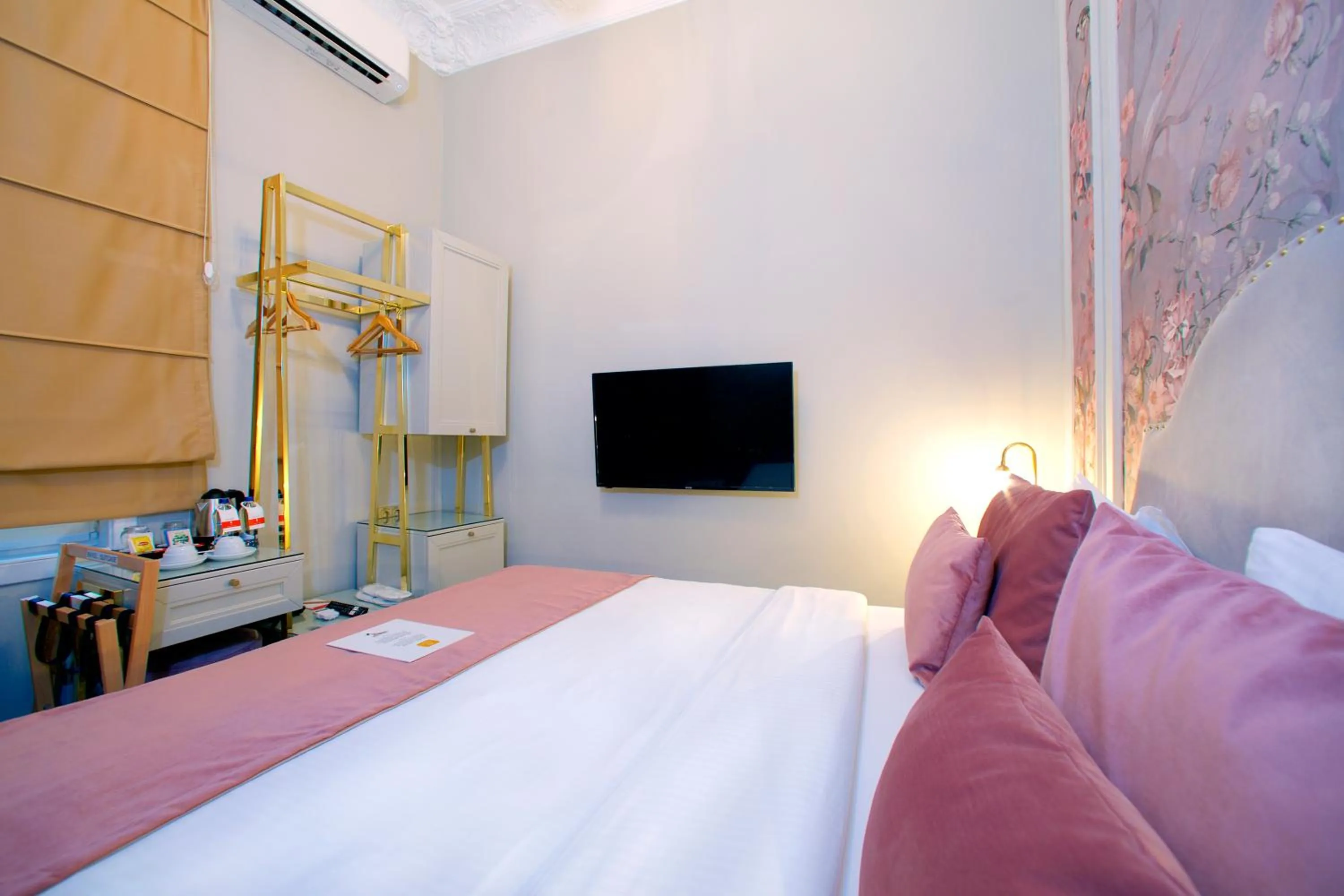 Bed in Ayramin Exclusive Hotel - Special Category