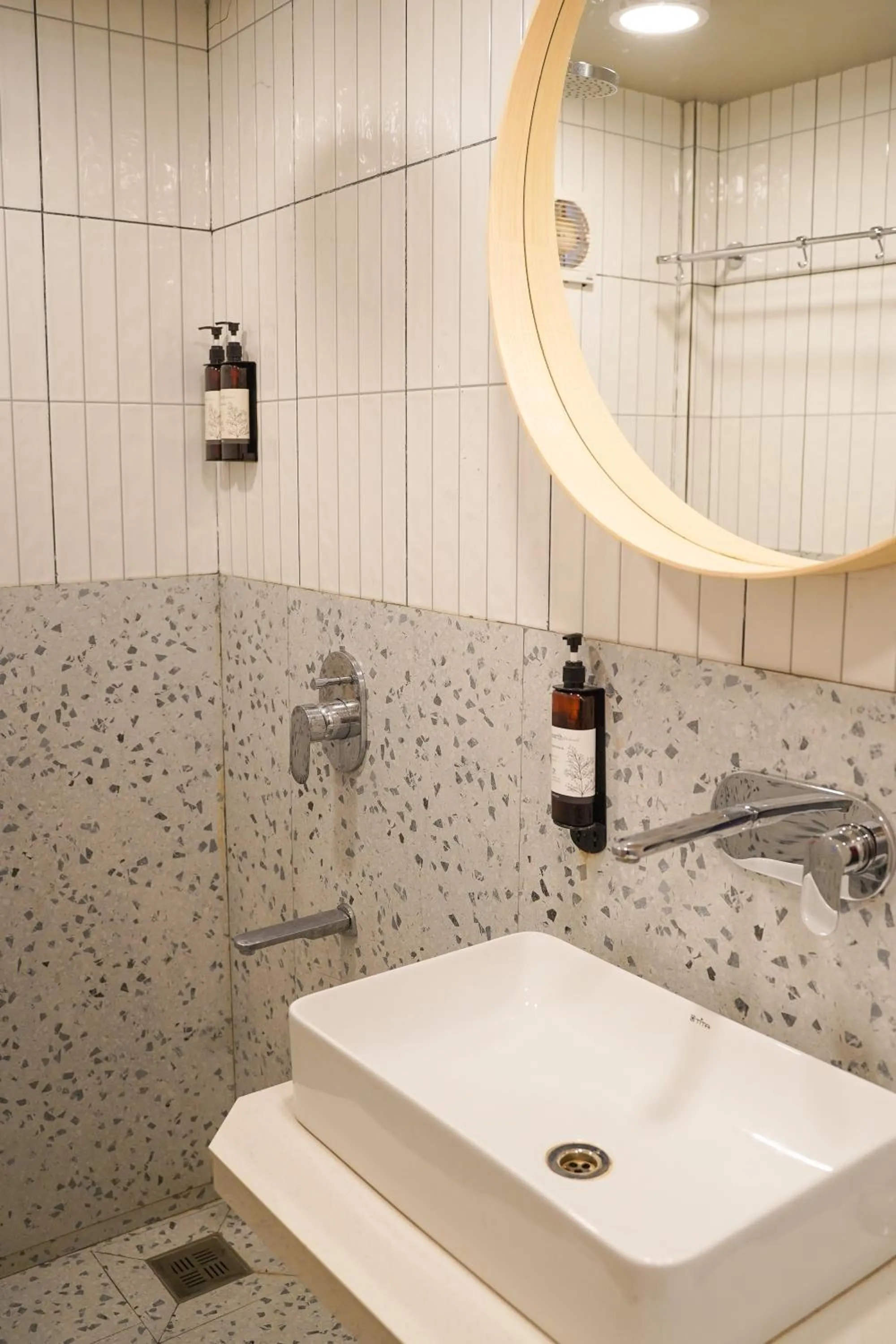 Bed in Indie Stays Goa