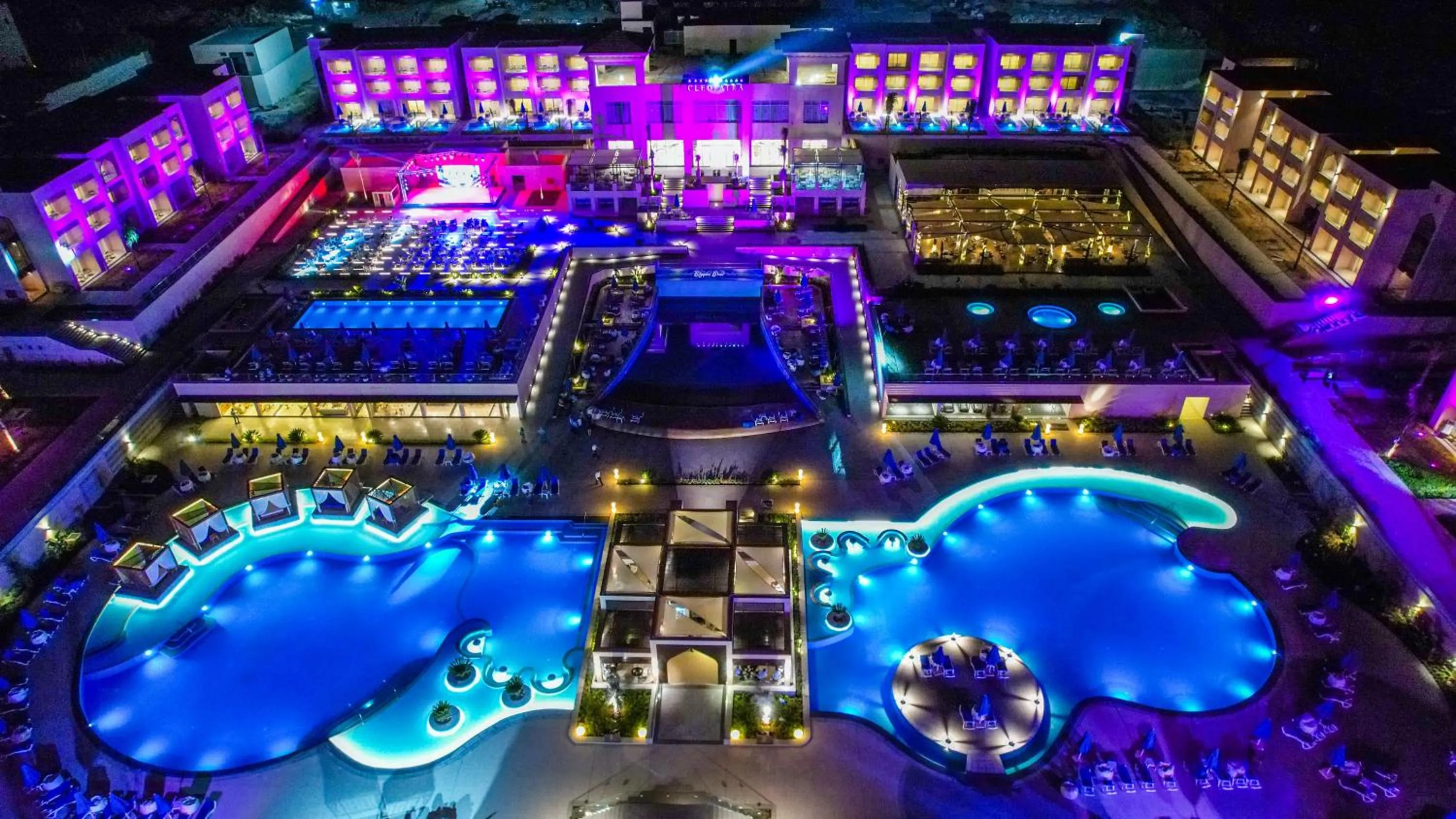 Nightclub / DJ in Cleopatra Luxury Resort Sharm - Adults Only 16 years plus