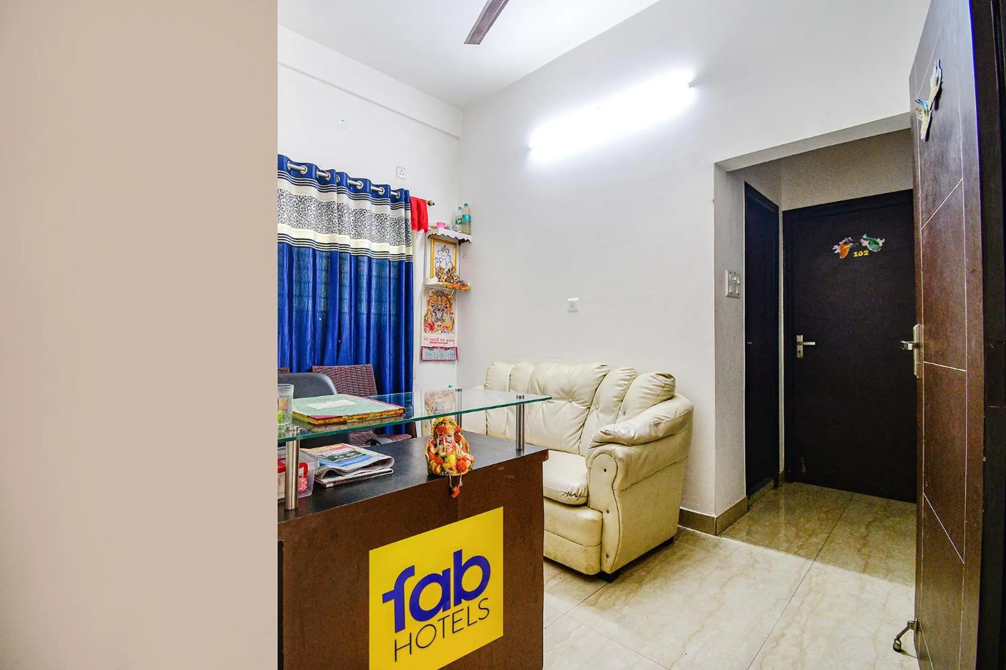 Lobby or reception in FabHotel Moon Residency