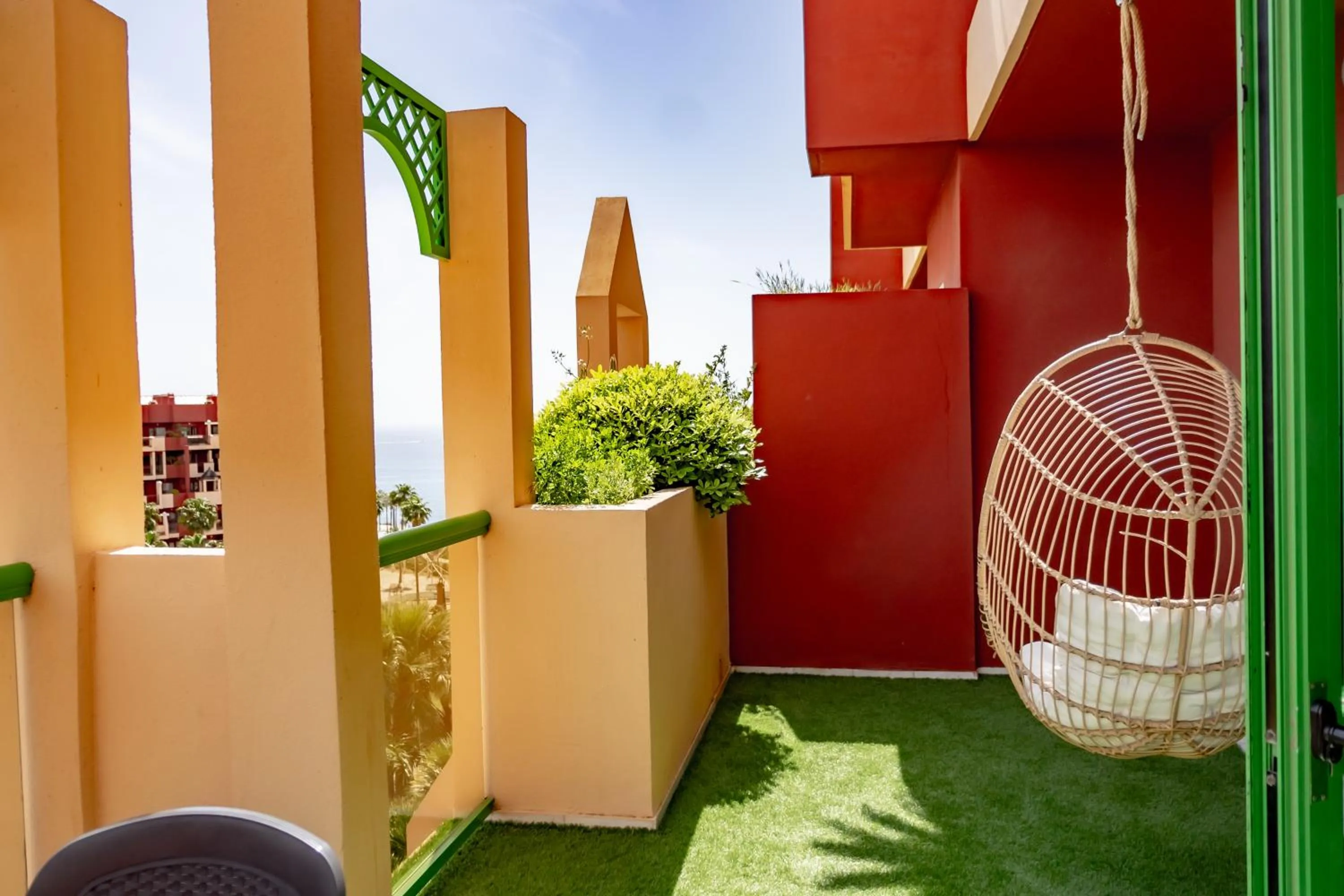 Balcony/Terrace in Holiday World RIWO Hotel.