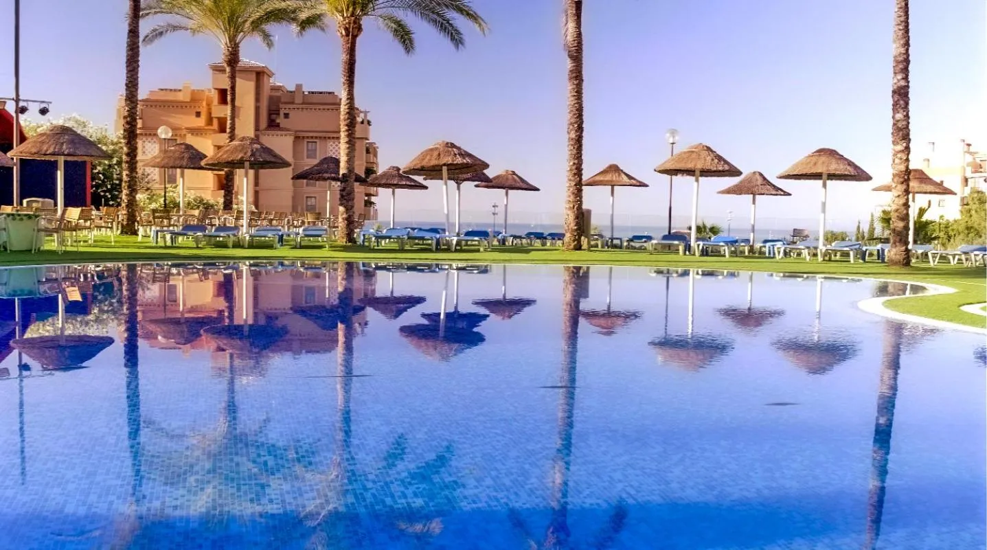 Swimming pool in Holiday World RIWO Hotel.