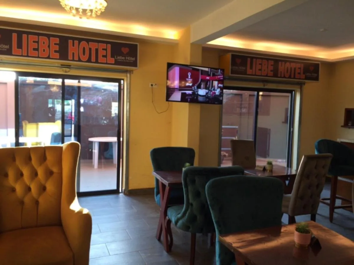 Communal lounge/ TV room in LIEBE HOTEL