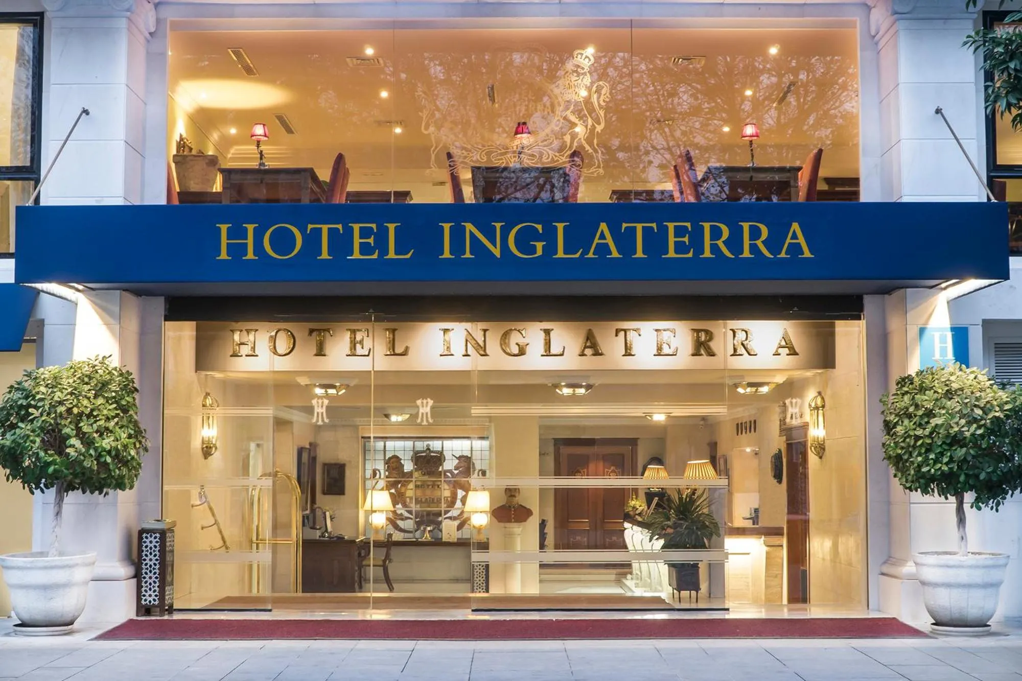 Facade/entrance in Hotel Inglaterra