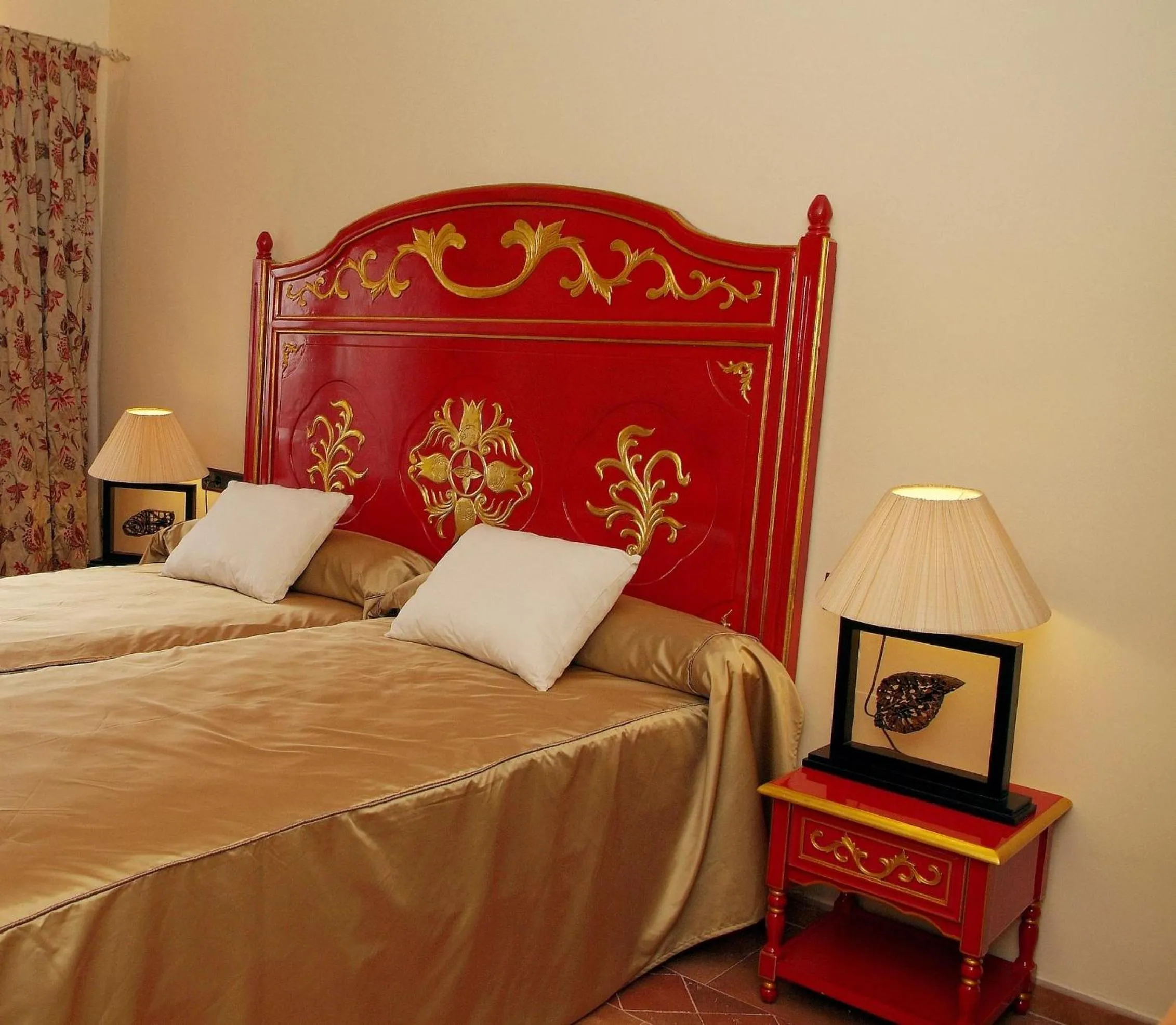 Photo of the whole room, Bed in Hotel & Spa Sierra de Cazorla 4*