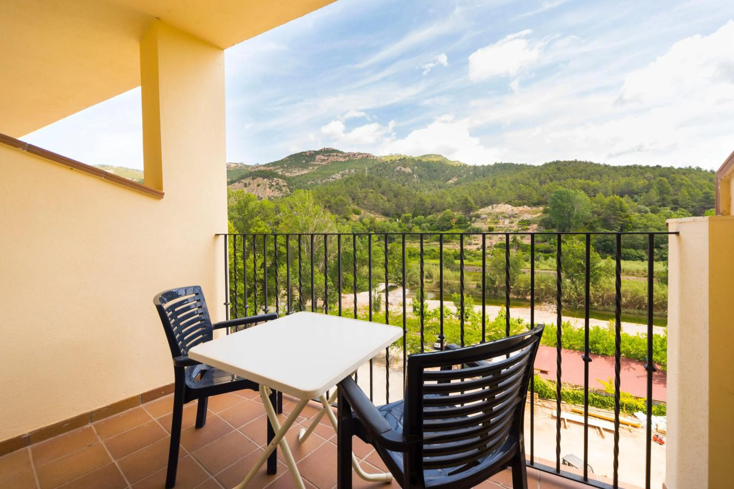 Balcony/Terrace in Hotel Rosaleda del Mijares