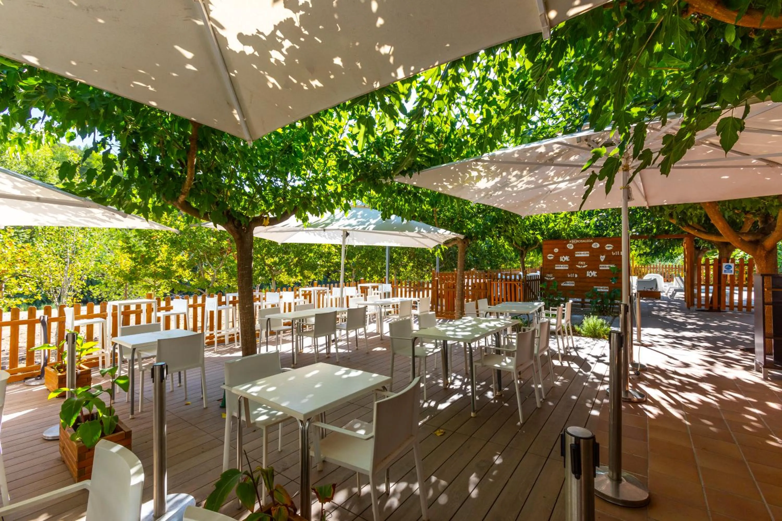 Restaurant/places to eat in Hotel Rosaleda del Mijares