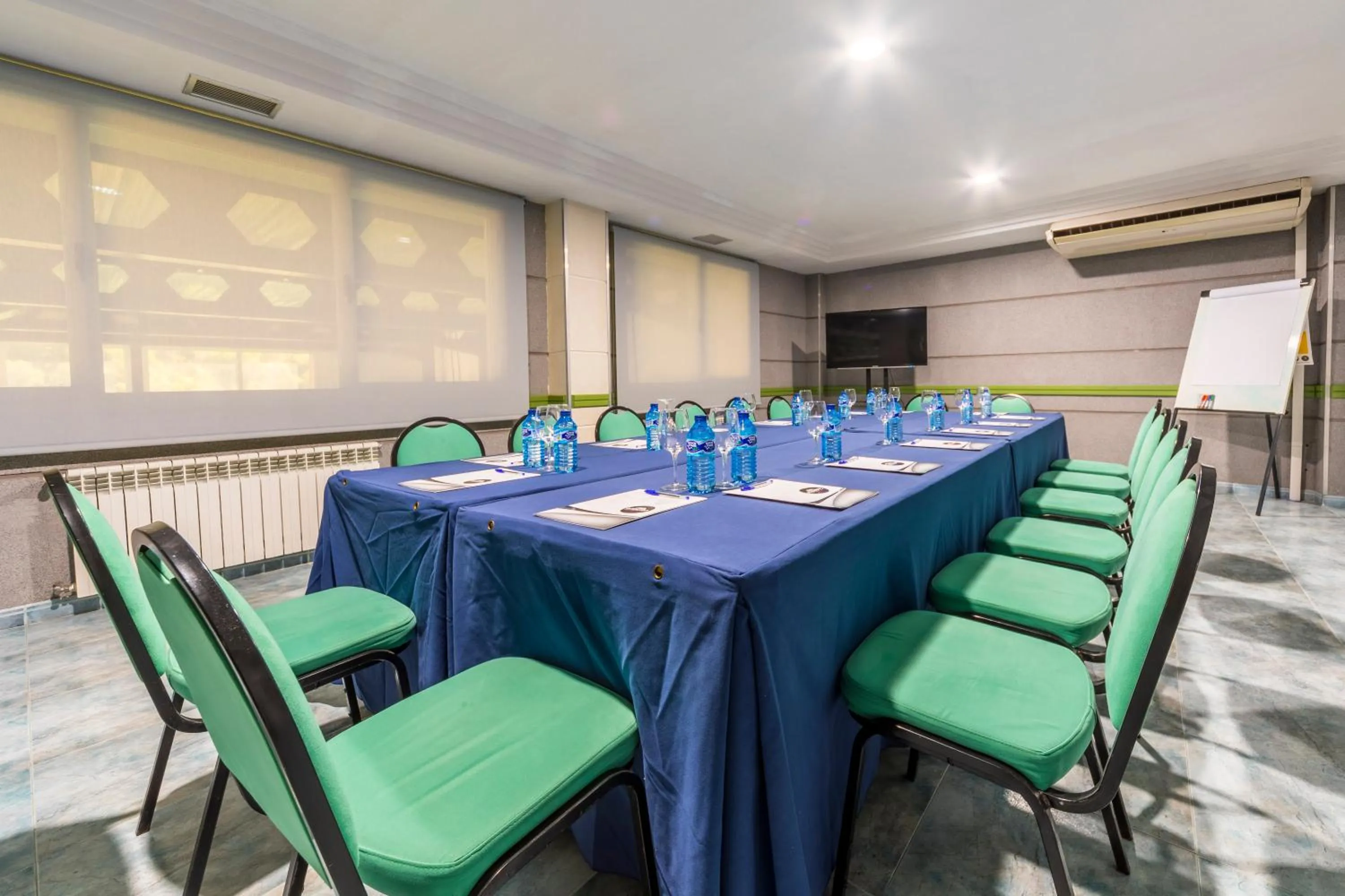 Meeting/conference room in Hotel Rosaleda del Mijares