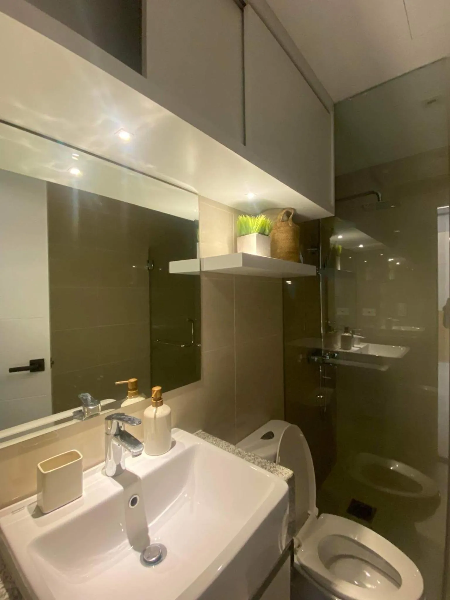 Bathroom in The Florence at McKinley Hill