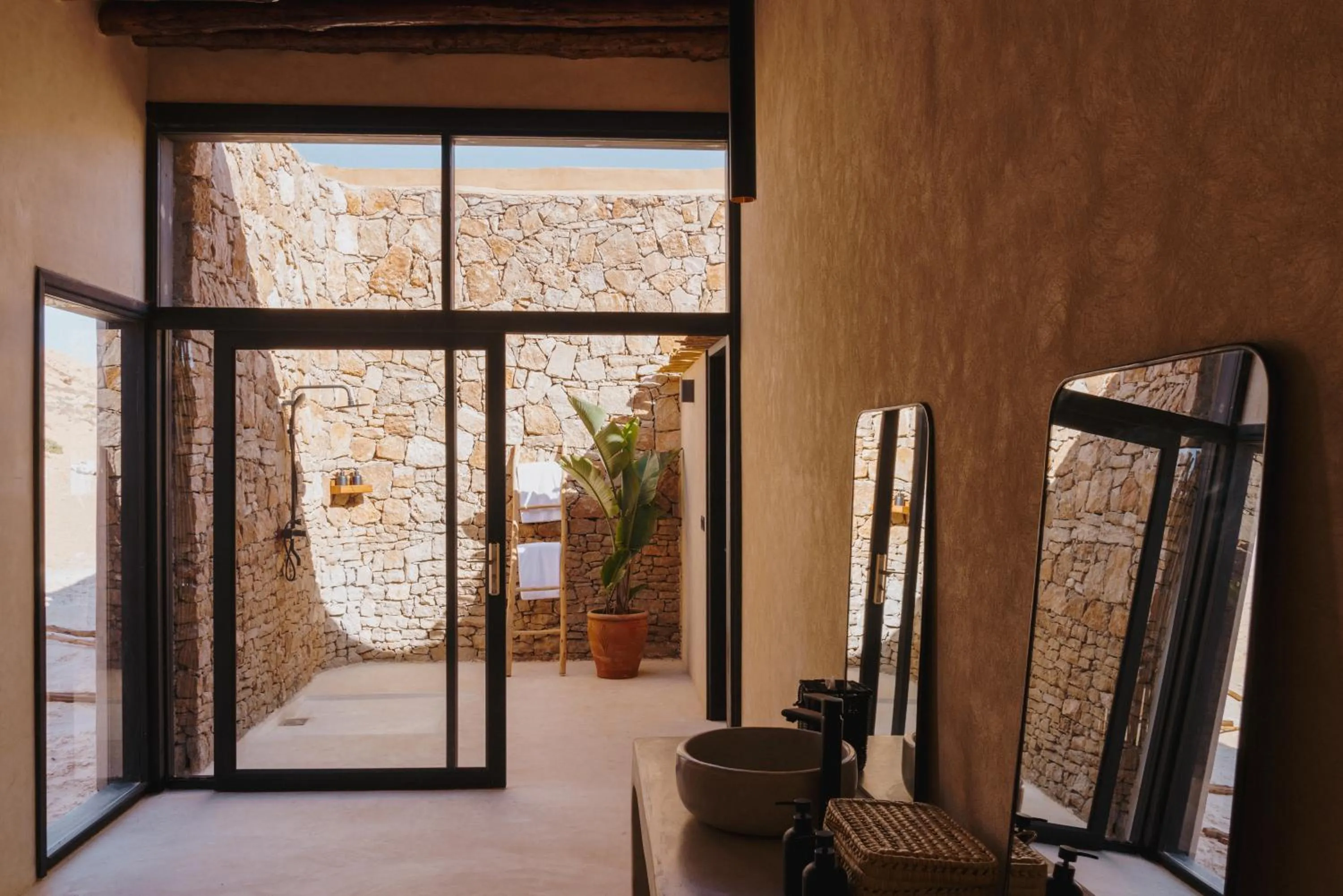 Bathroom in Caravan Dakhla by Our Habitas
