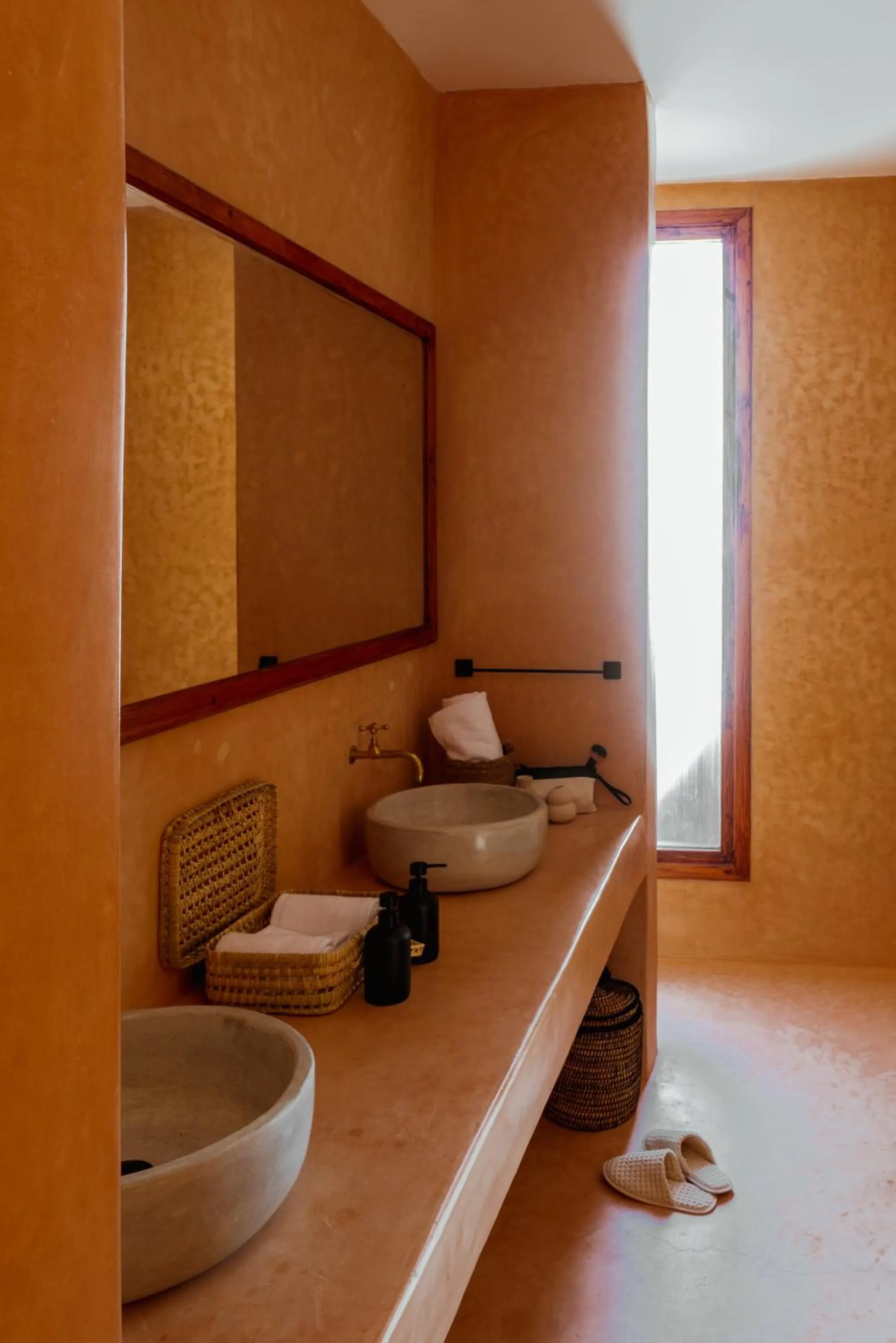 Bathroom in Caravan Dakhla by Our Habitas