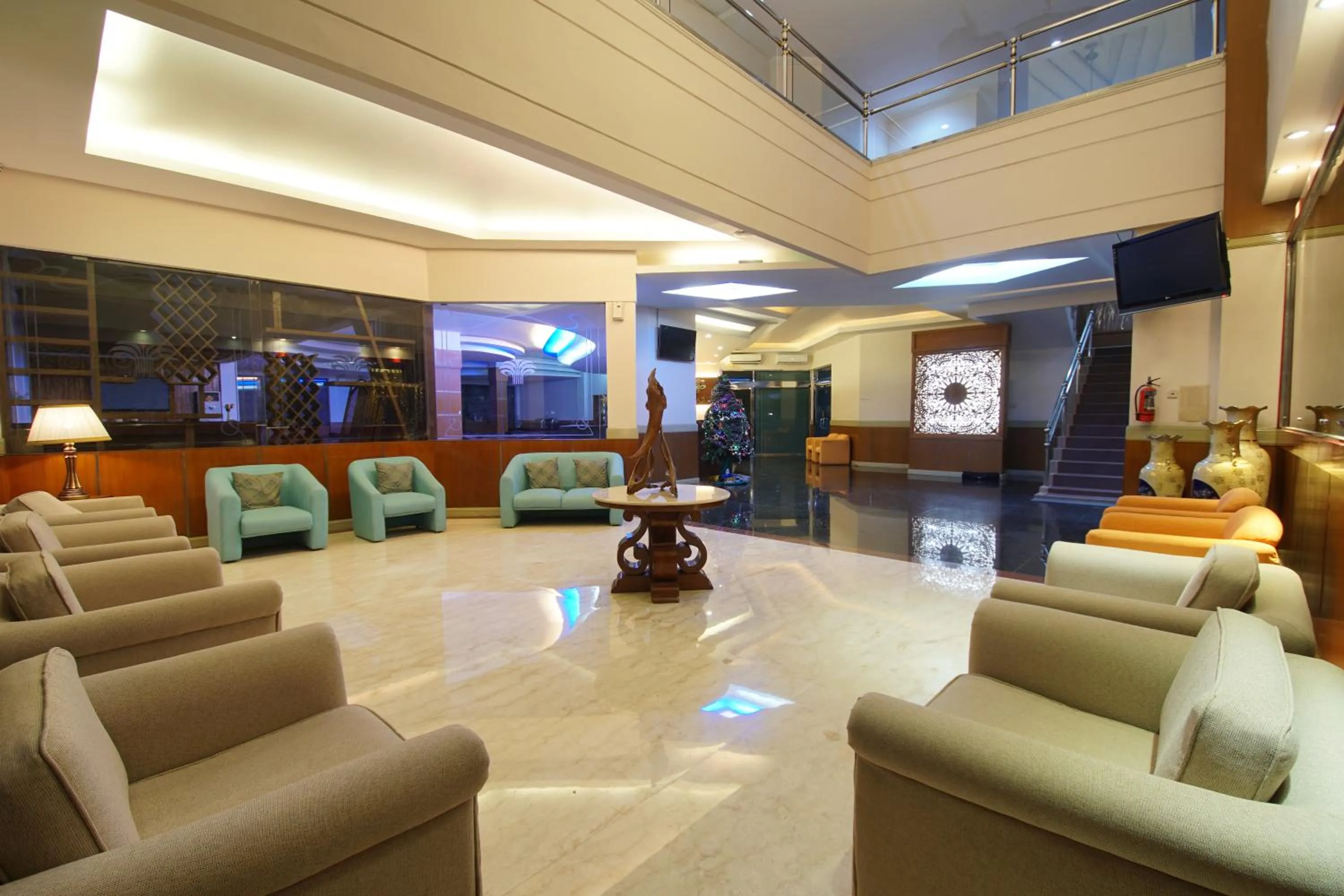 Lobby or reception in Hotel New Puri Garden