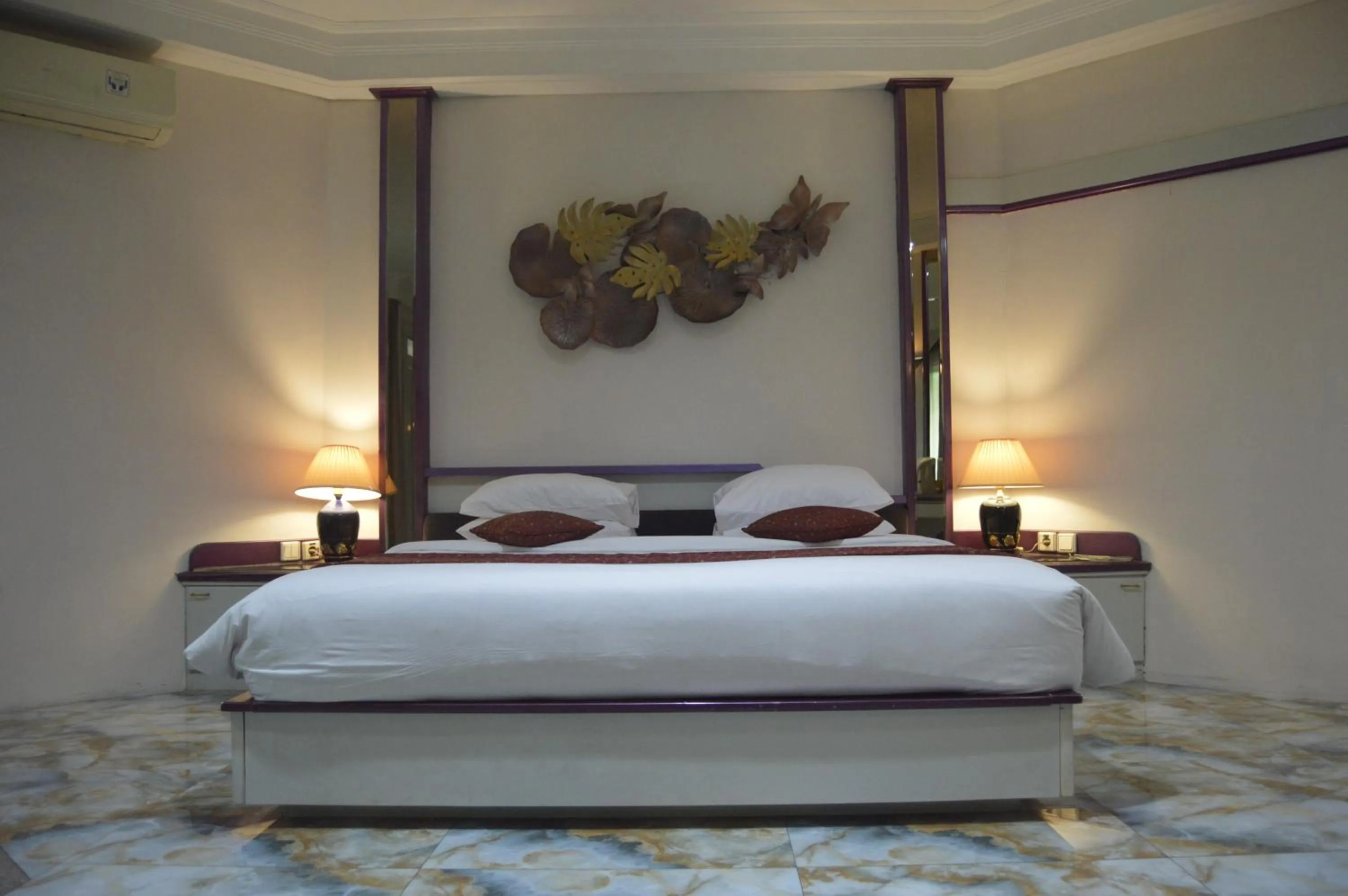 Bedroom in Hotel New Puri Garden
