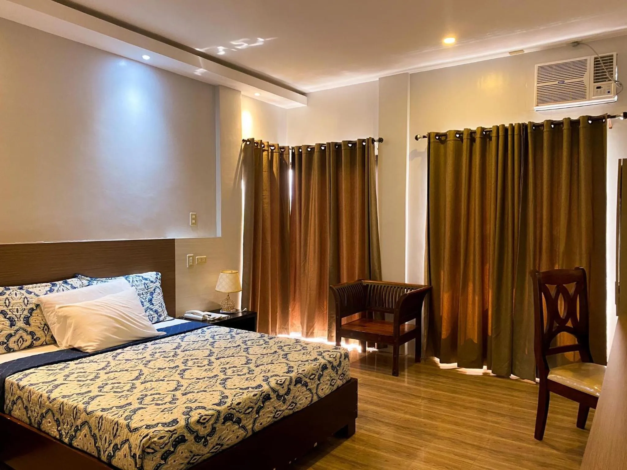 Bed in Casa De Española Hotel and Resort