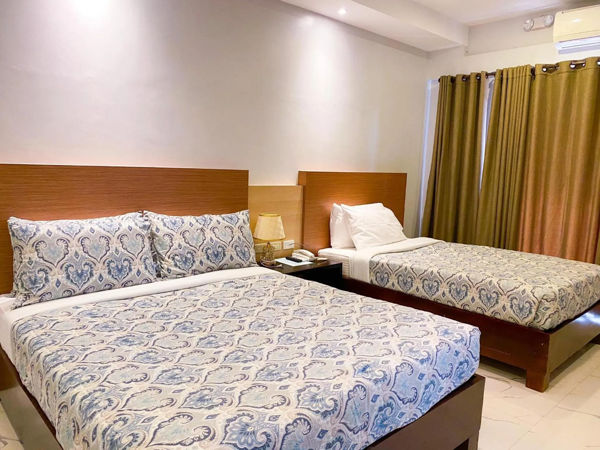 Bed in Casa De Española Hotel and Resort