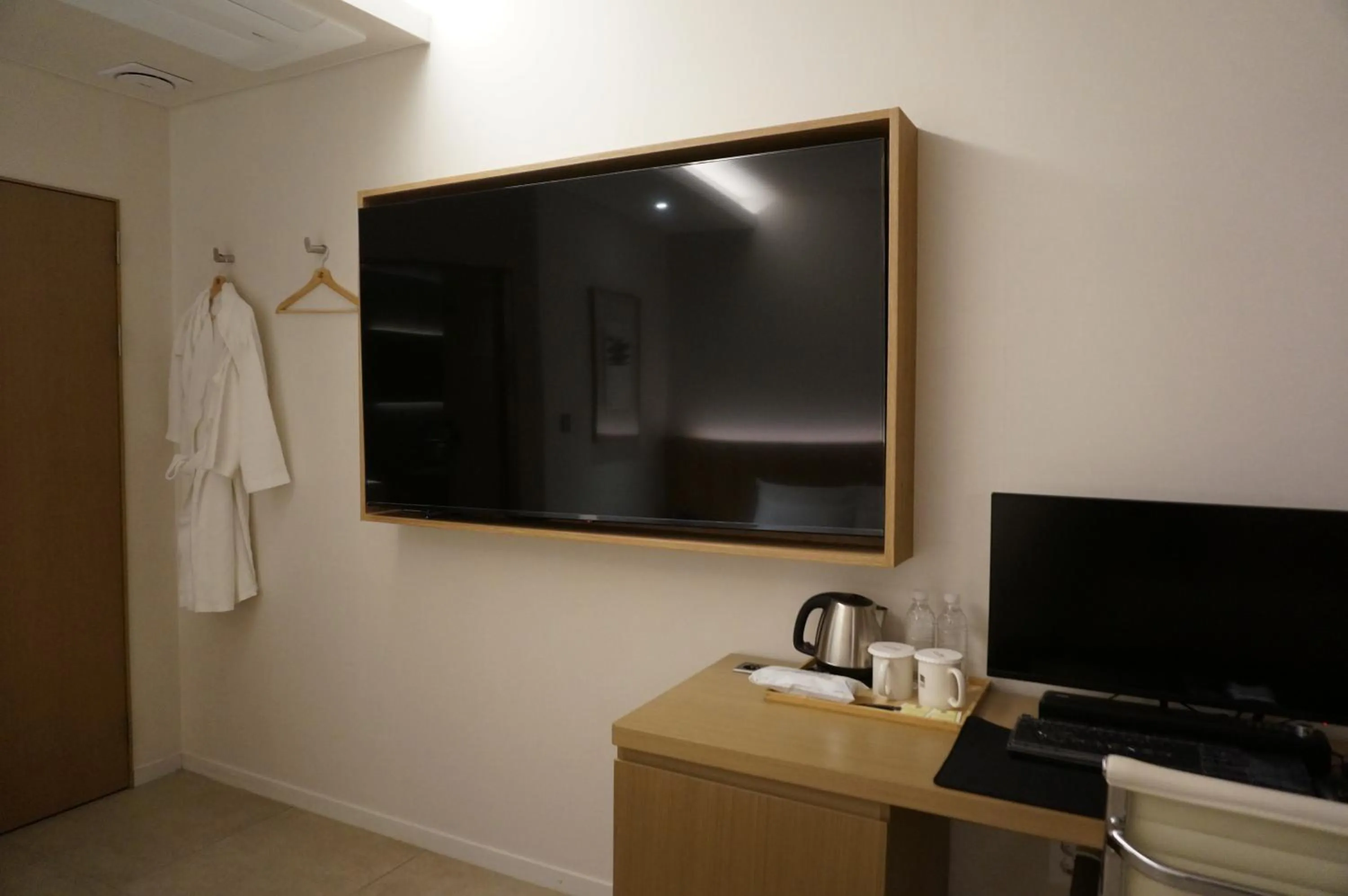 TV and multimedia in Sodo Hotel Paju