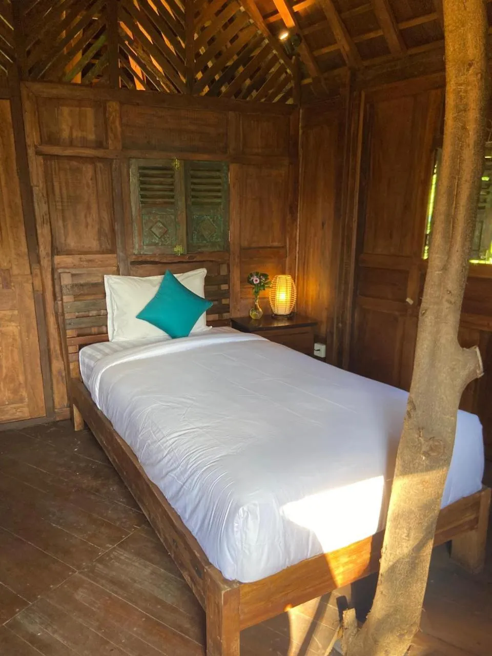 Bedroom, Bed in Green Tree House Villa Ubud