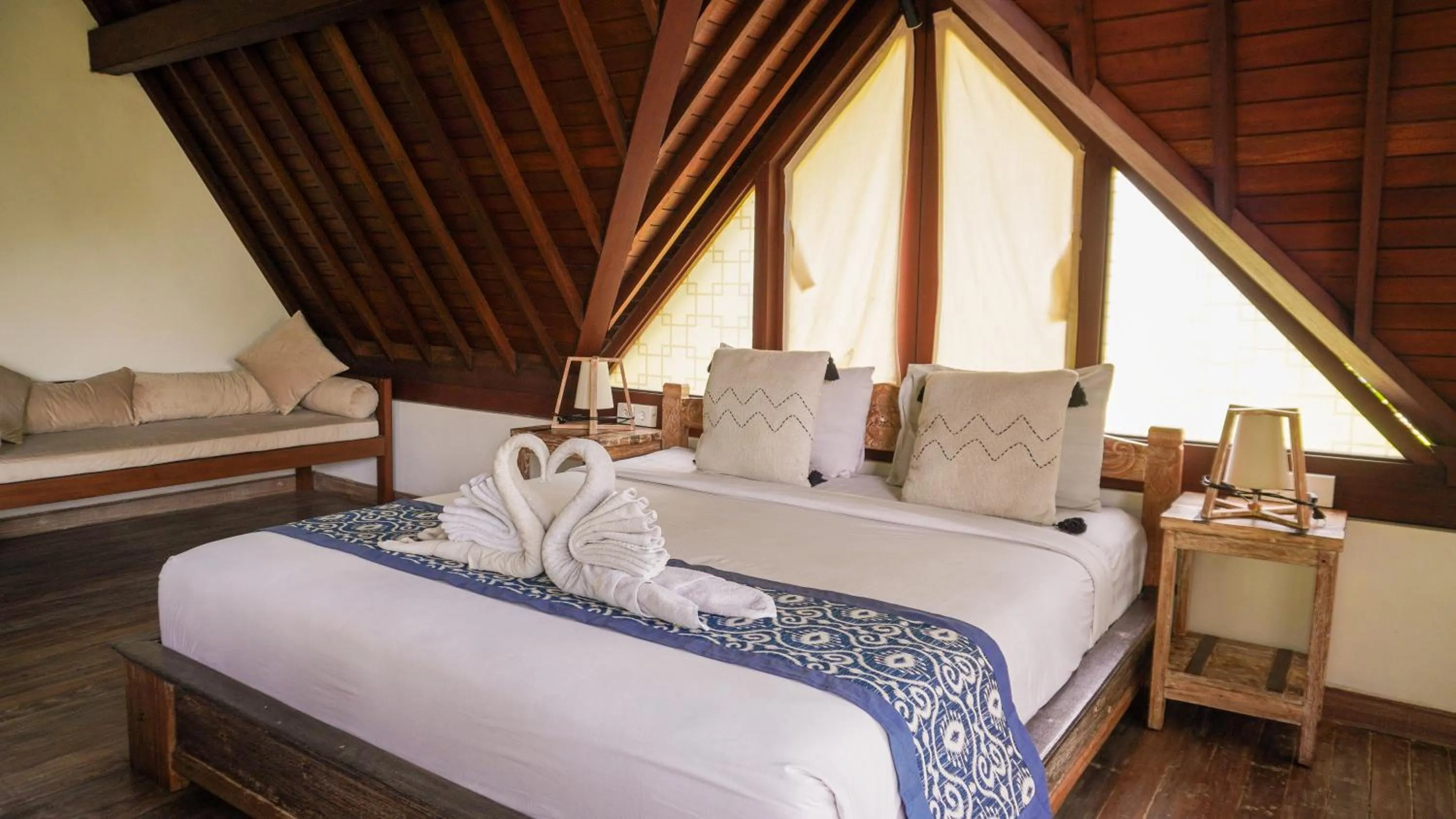 Bedroom, Bed in Green Tree House Villa Ubud