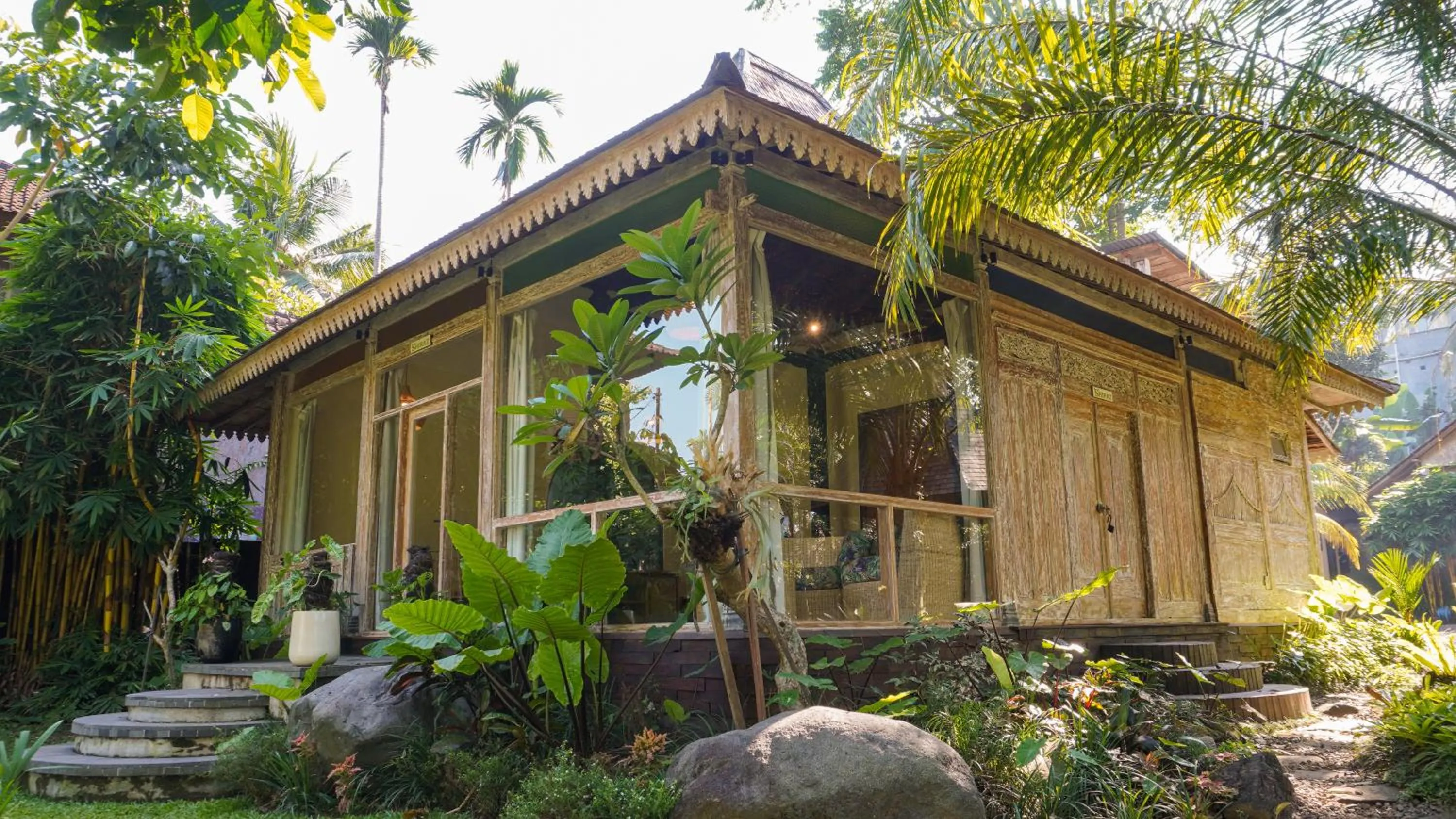 Bedroom in Green Tree House Villa Ubud