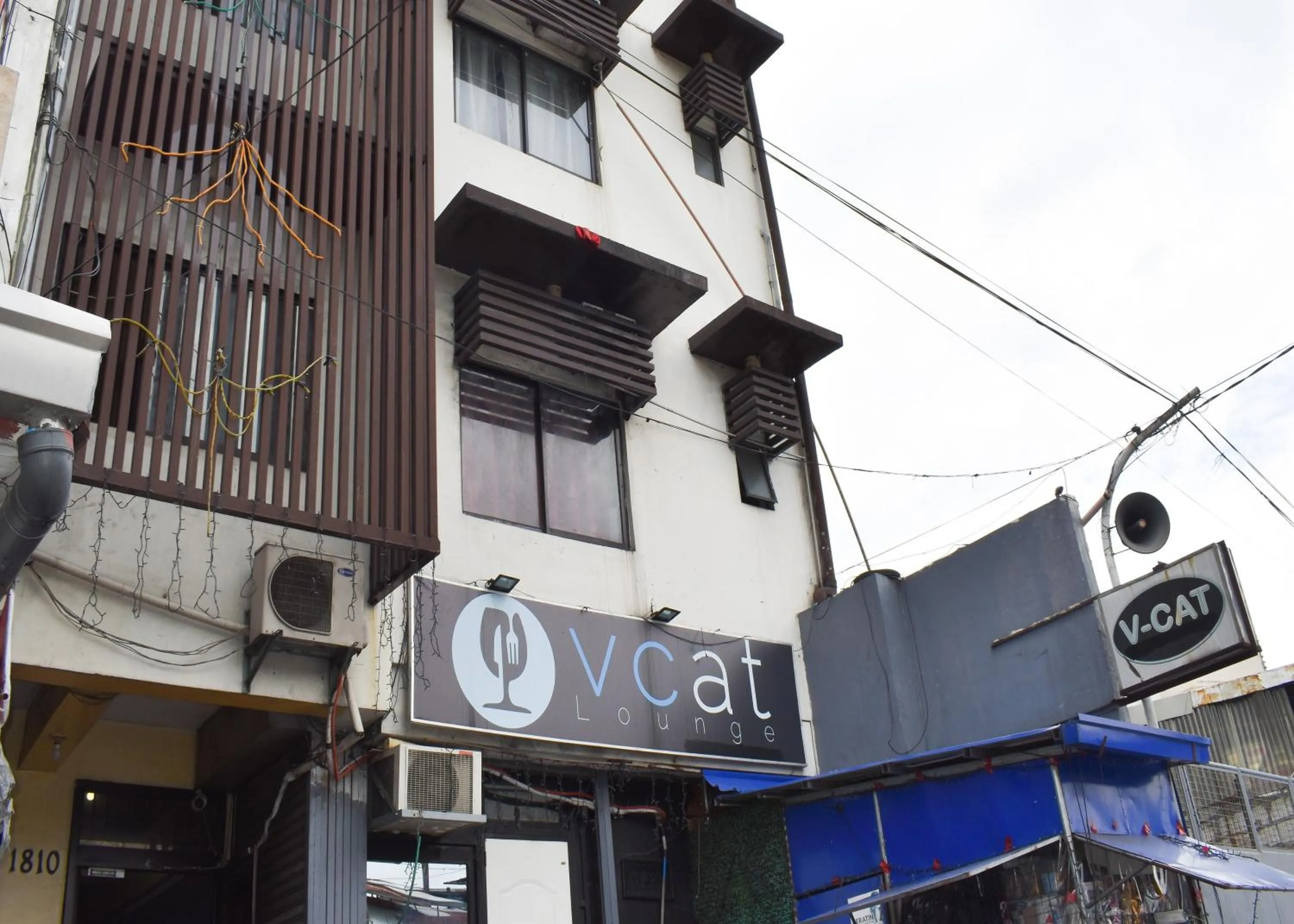 Property building in 1812 VC Lodge