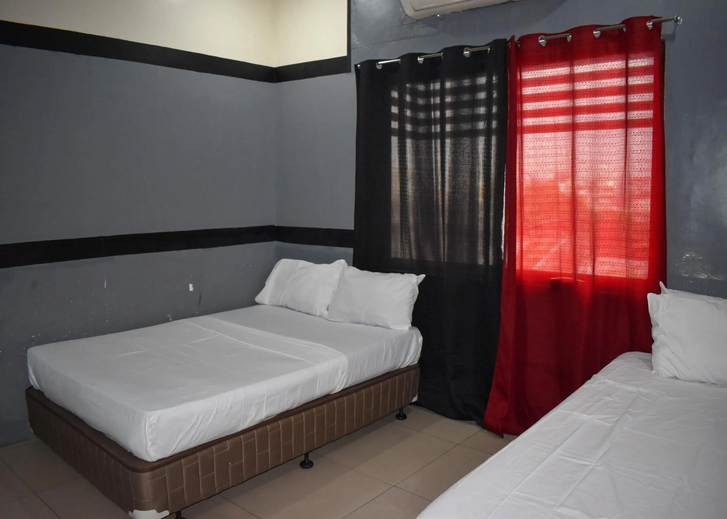 Bed in 1812 VC Lodge