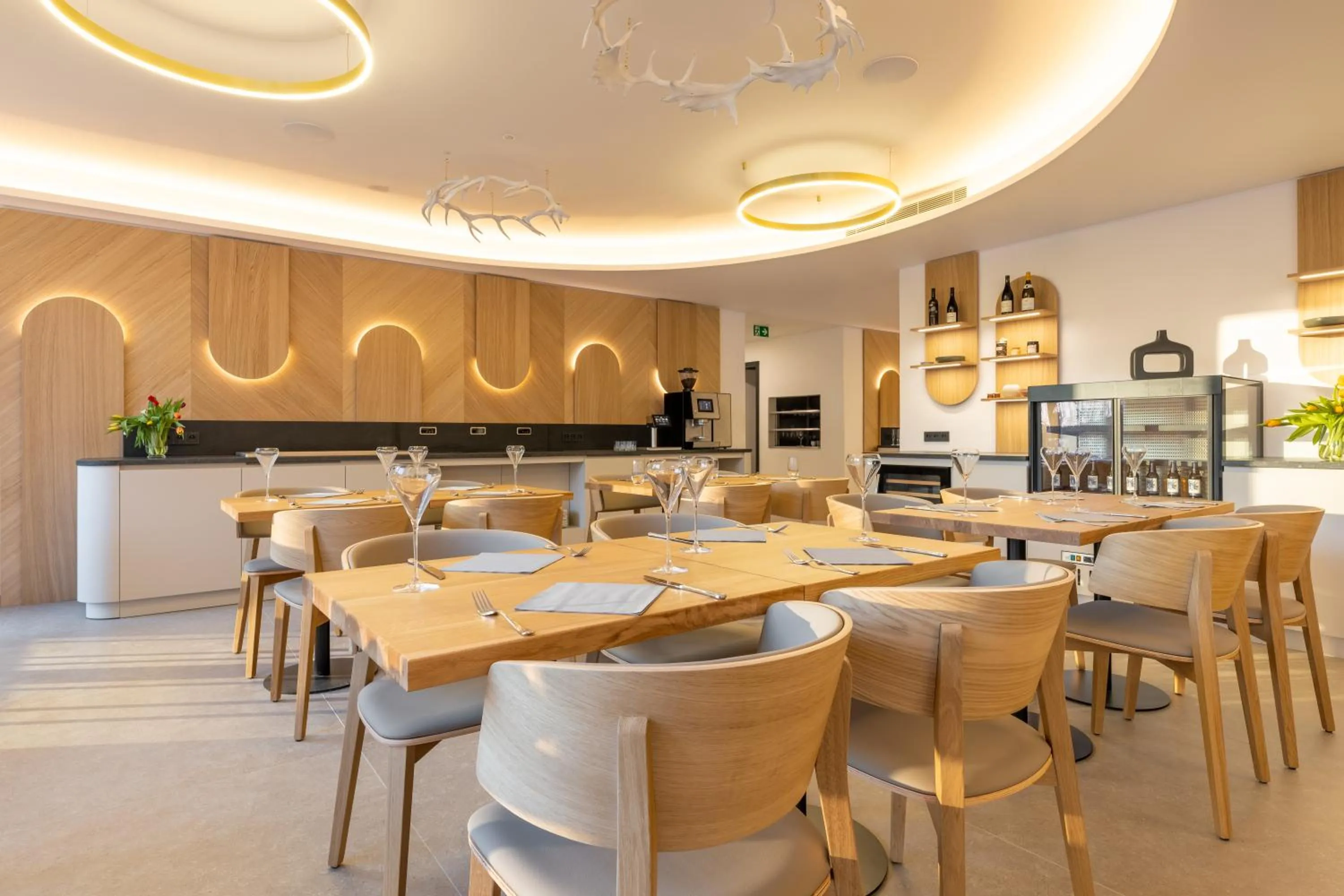 Restaurant/places to eat in Resort Český les