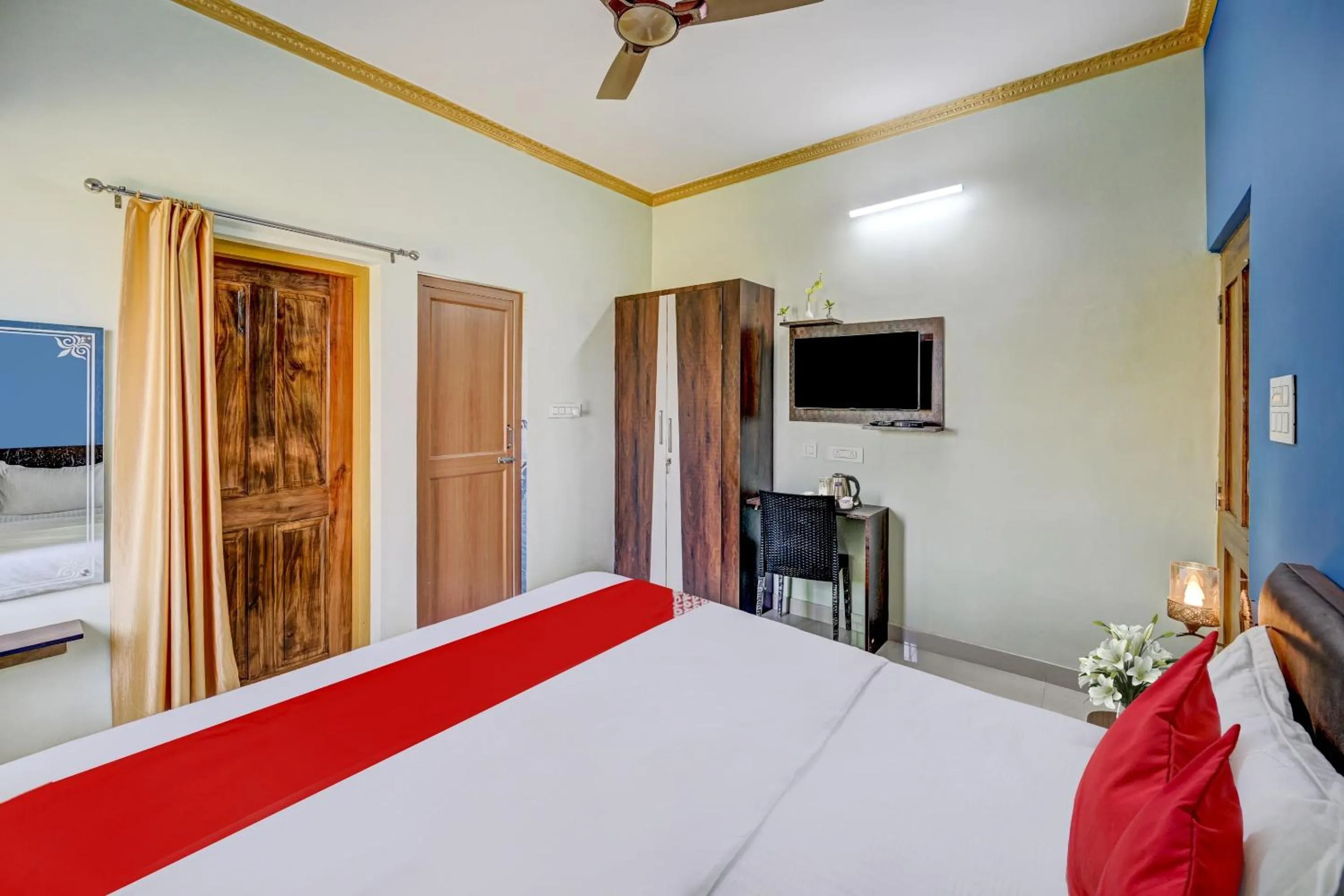 Bedroom in Hotel O GD STAY INN 1