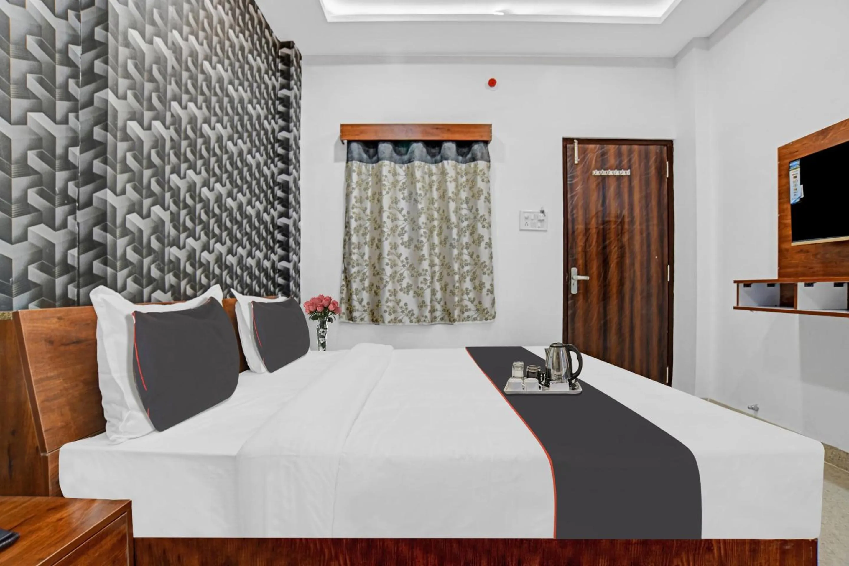 Bedroom in Hotel O Shivaay