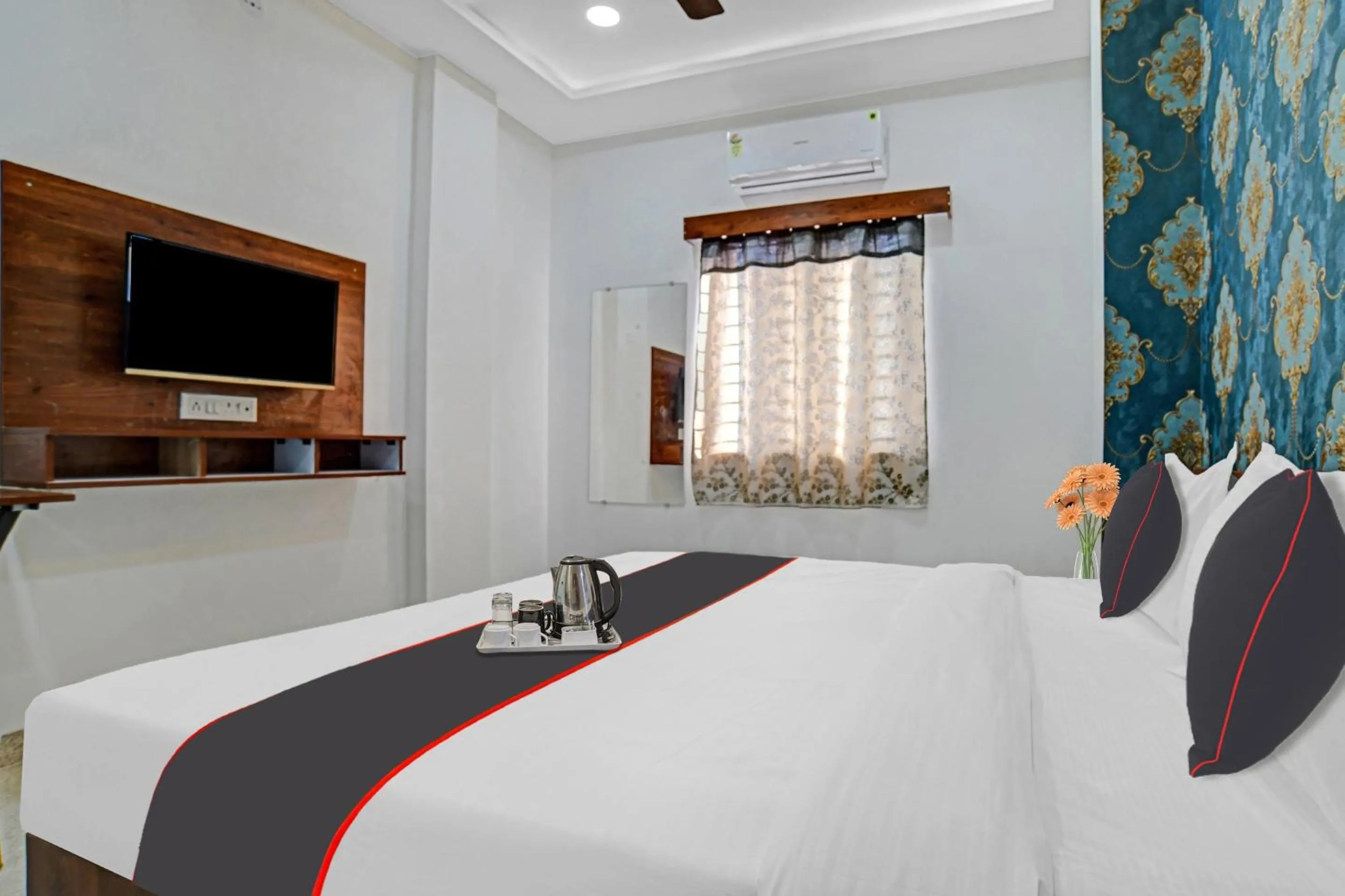 Bedroom in Hotel O Shivaay