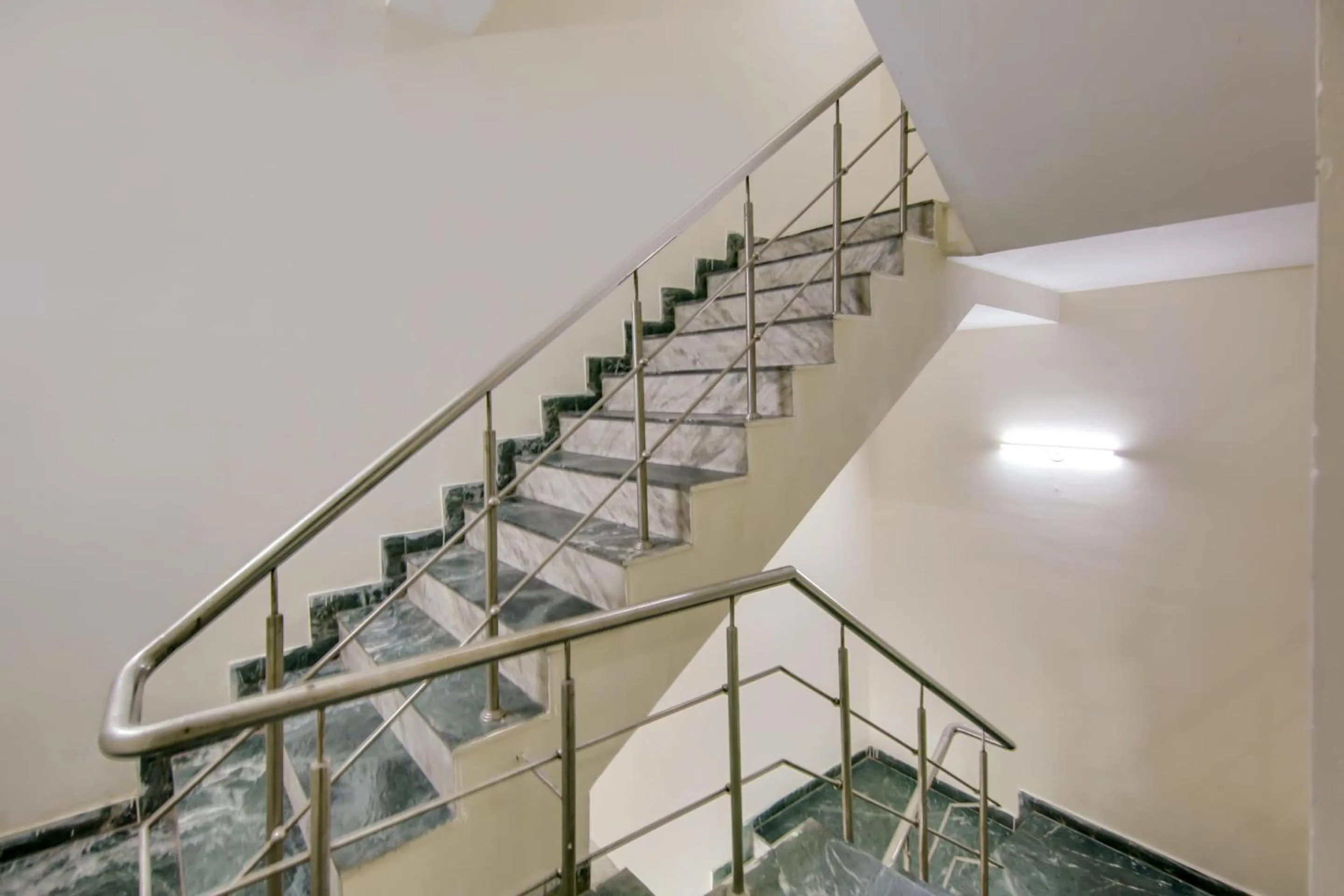 Facade/entrance in Hotel O Dream View