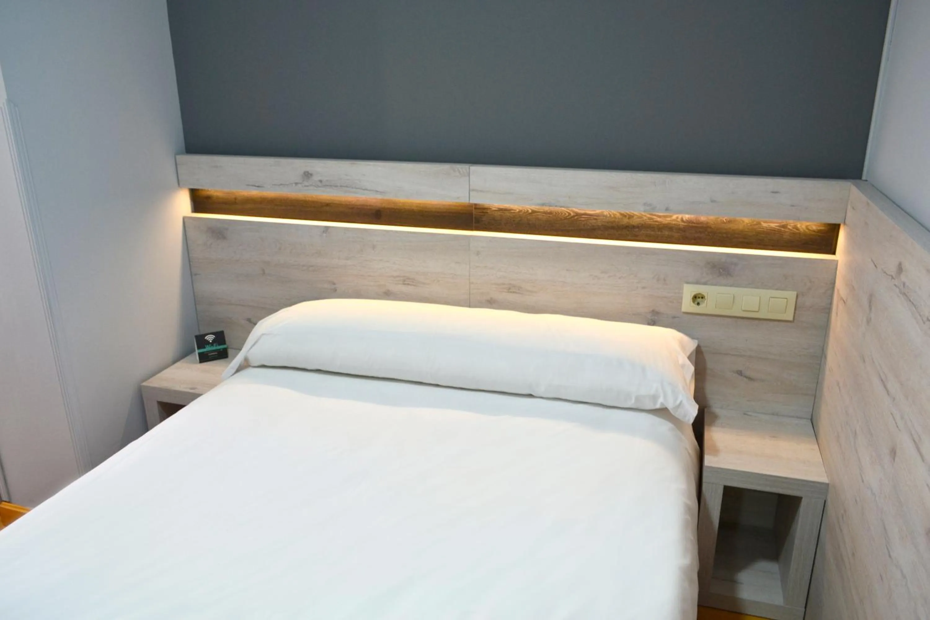 Bed in Hotel Alda Centro Oviedo