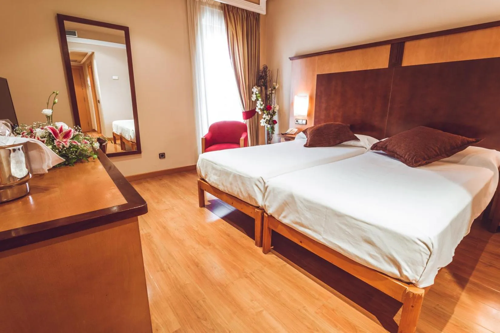 Guests, Bed in Hotel Bardo Recoletos Coco