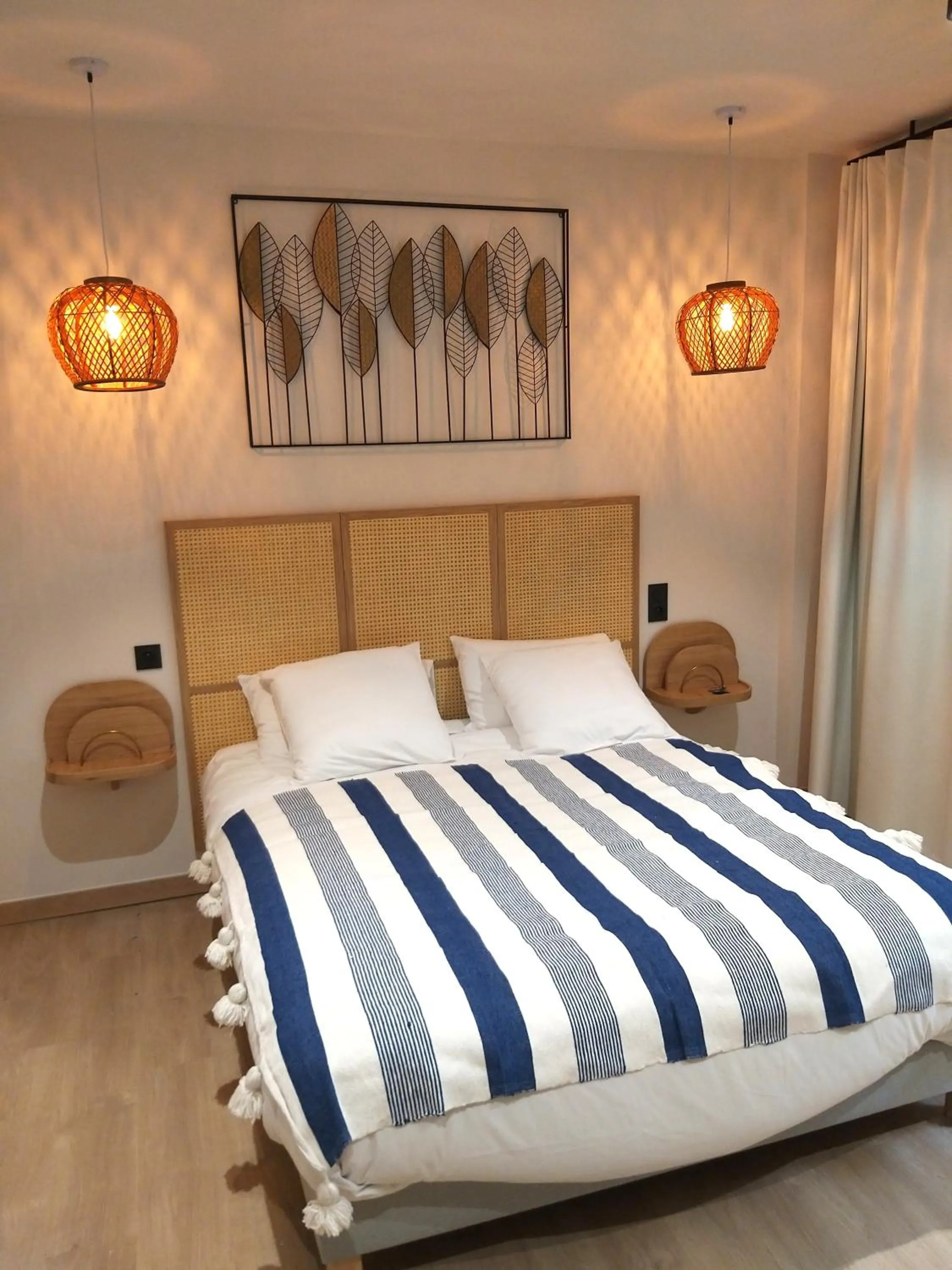 Bed in Intense Boutik-Hôtel