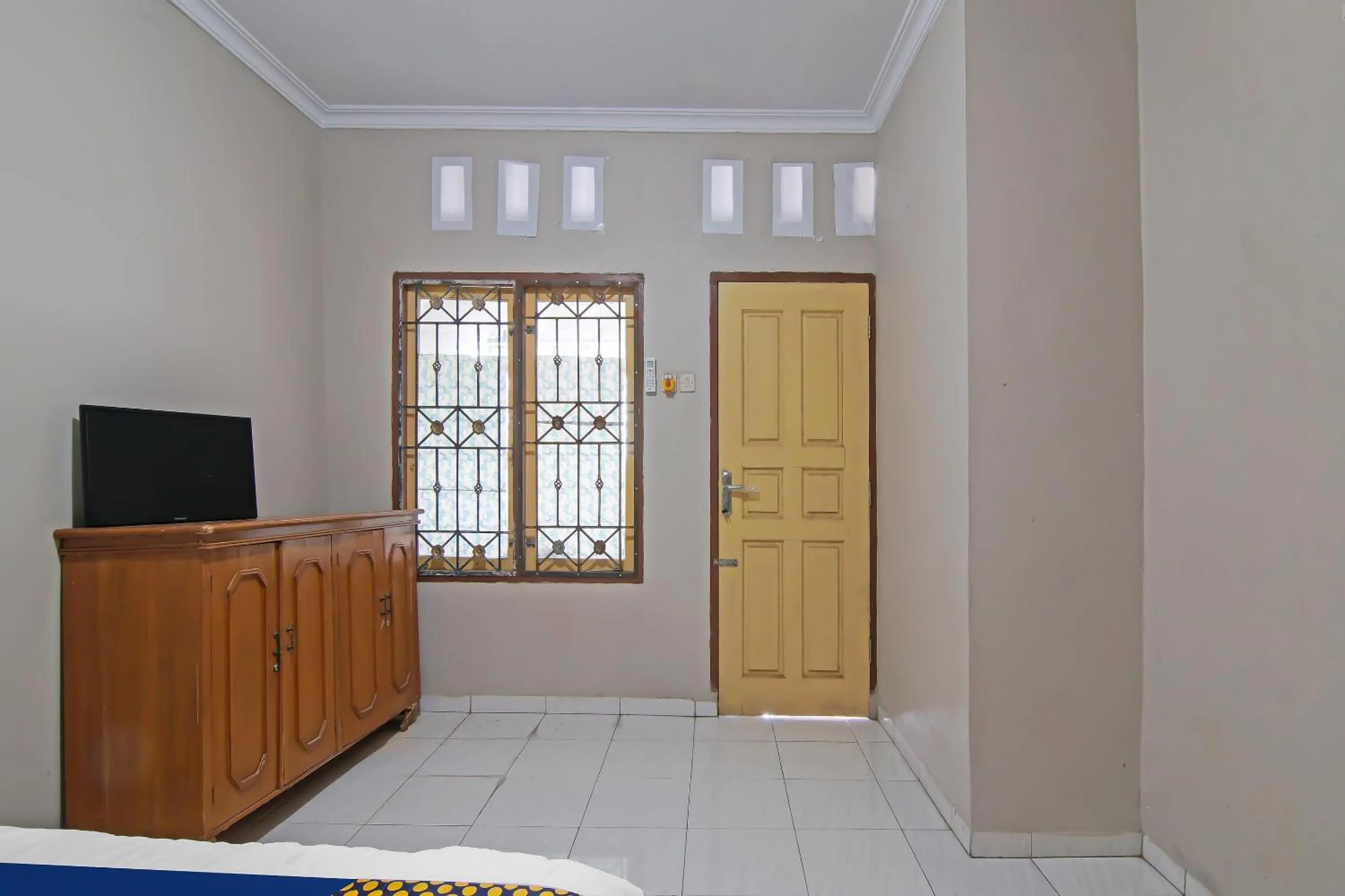 Bedroom in Hotel O Flamboyan 25 Homestay Syariah