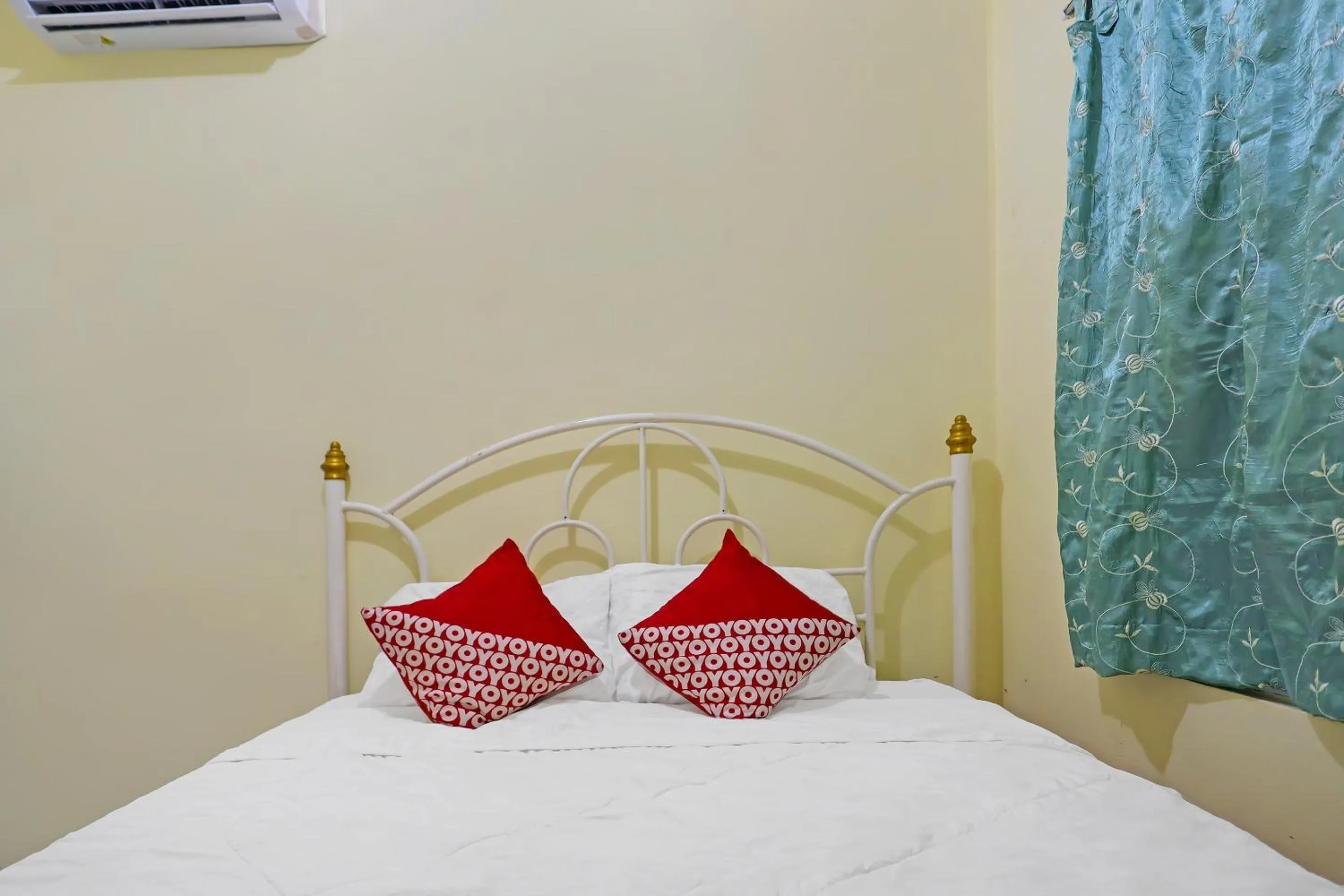 Bedroom, Bed in OYO 91974 Alfisal Syariah