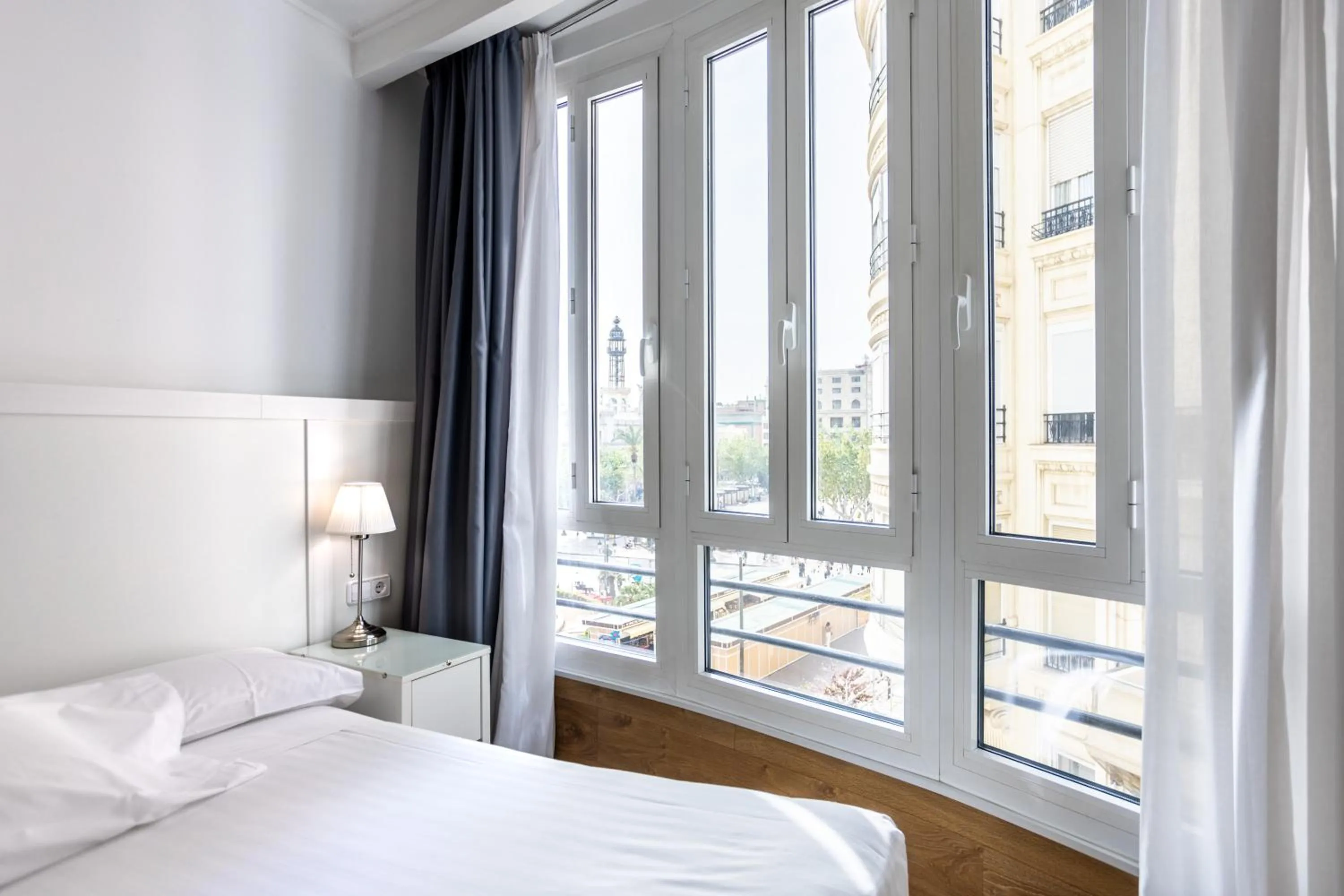 Photo of the whole room, Bed in Venecia Plaza Centro