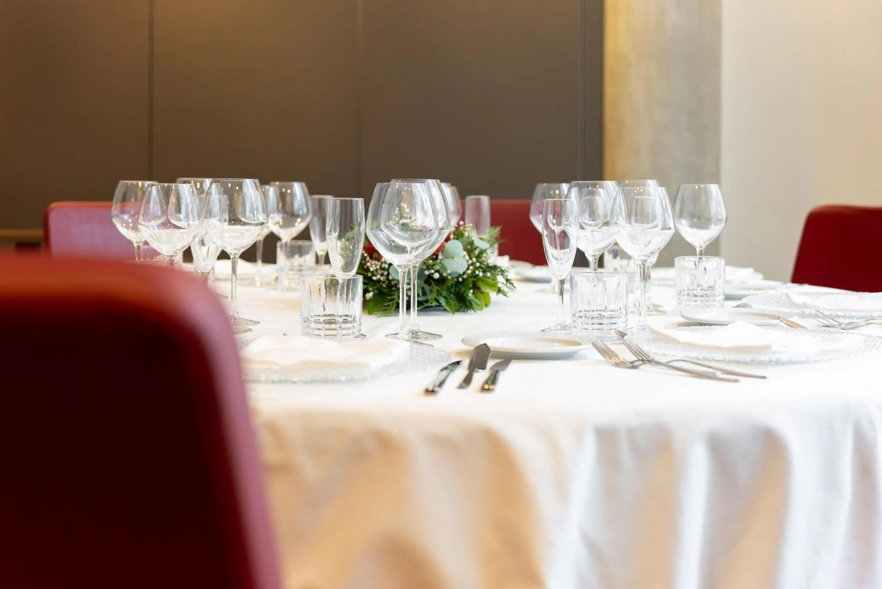 Restaurant/places to eat in Port Elche