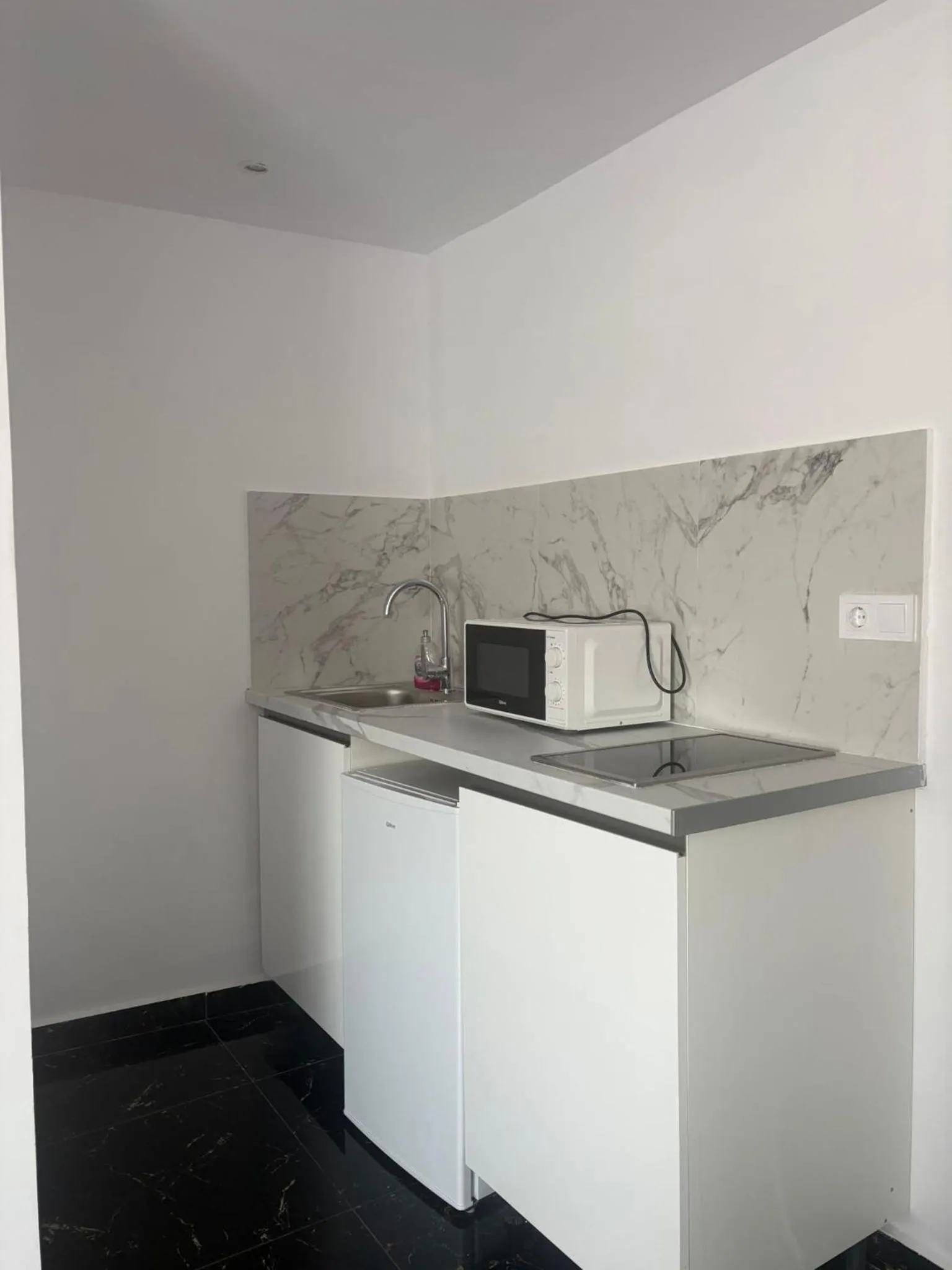 Kitchen or kitchenette in SL Marbella