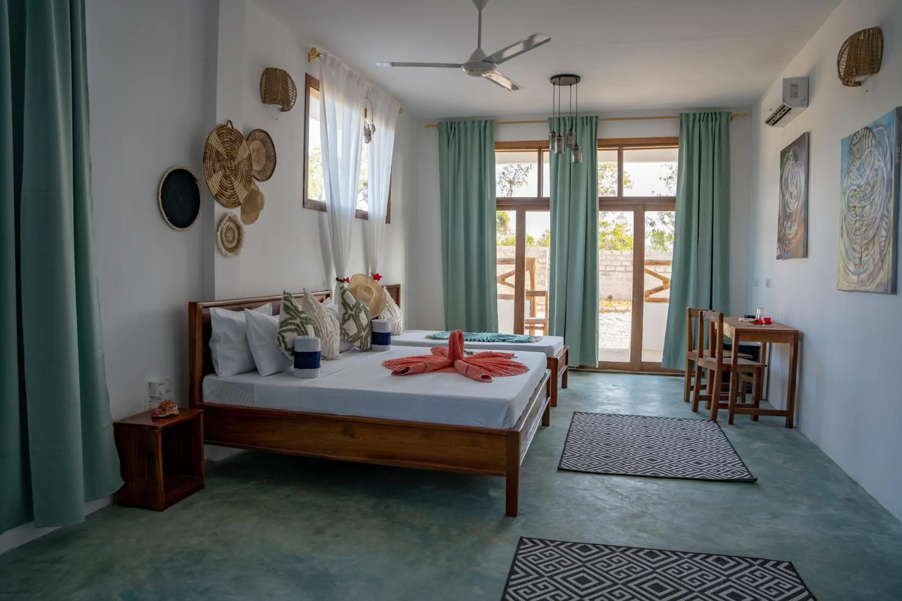 Bed in Haber Hotel & SPA