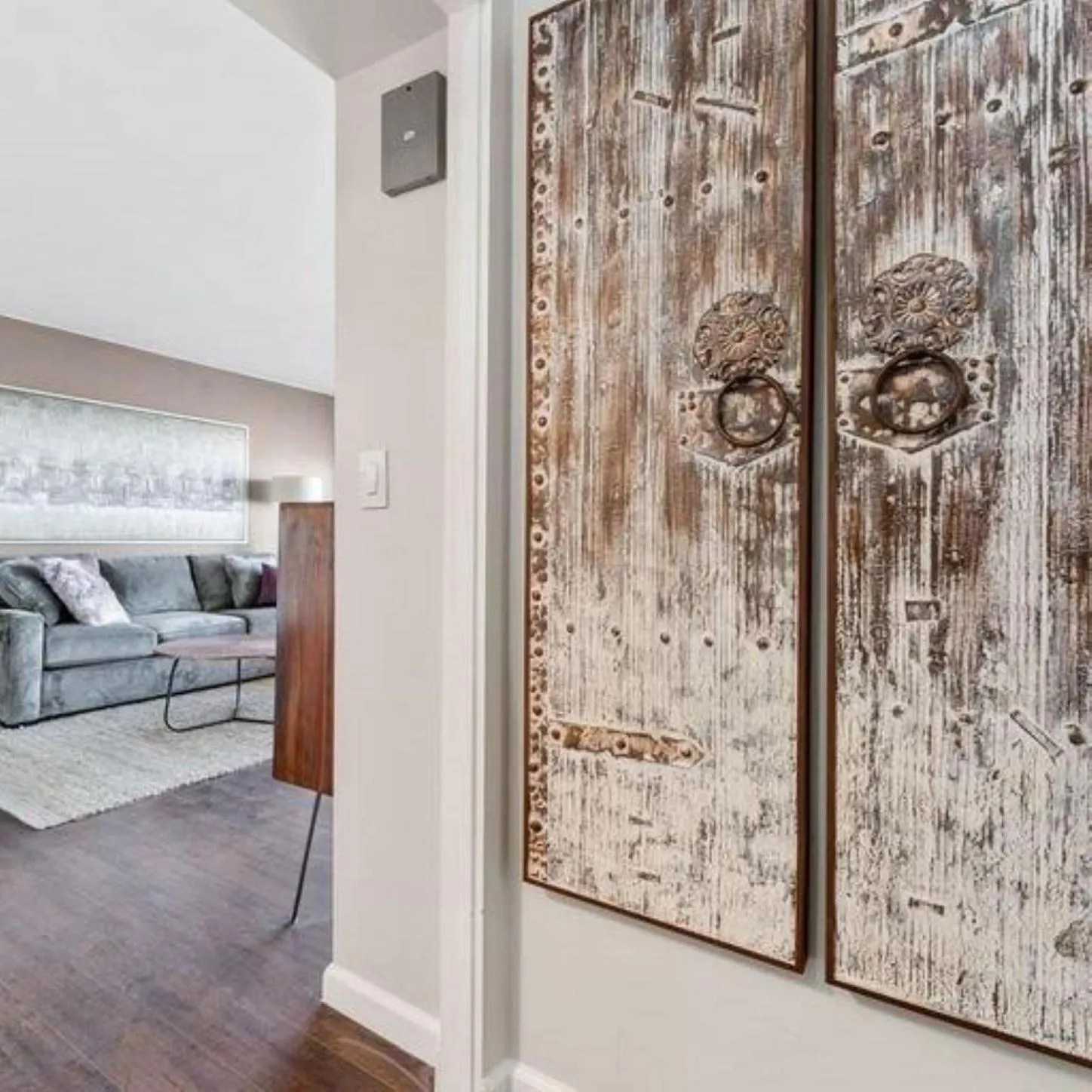 Decorative detail in Panorama Place