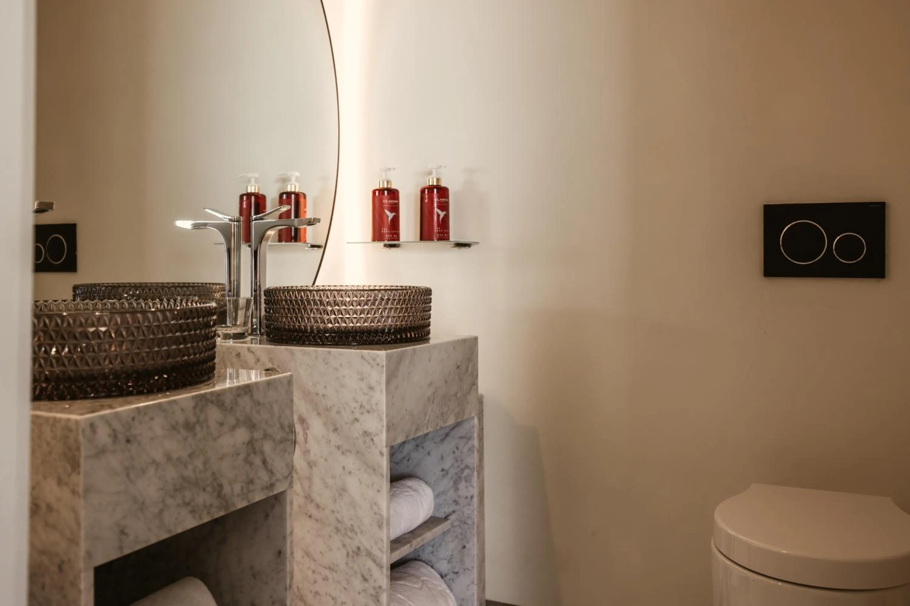 Shower in The Unexpected Ibiza Hotel - Ushuaïa Club entrance included