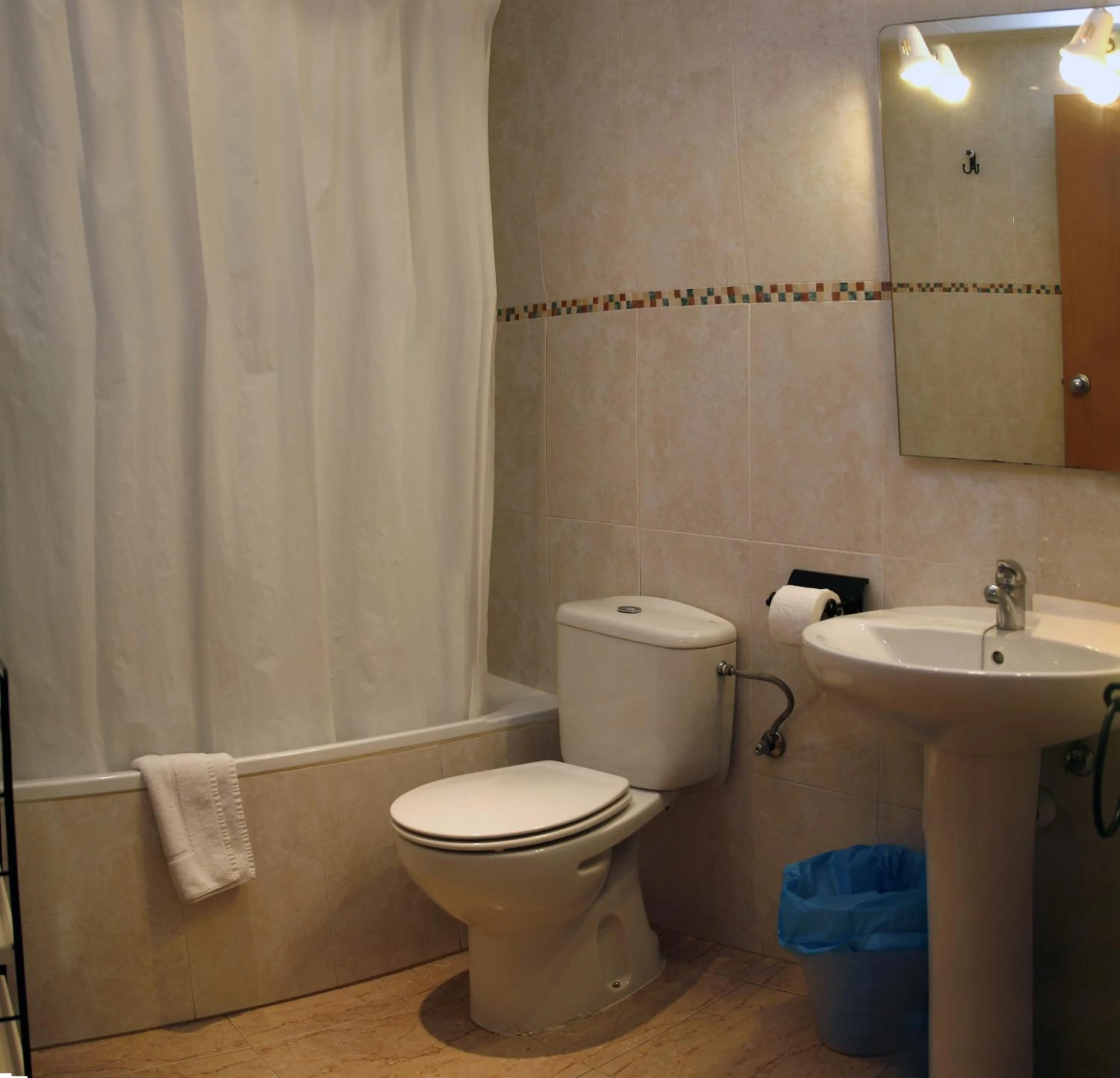 Bathroom in Aparthotel Iris