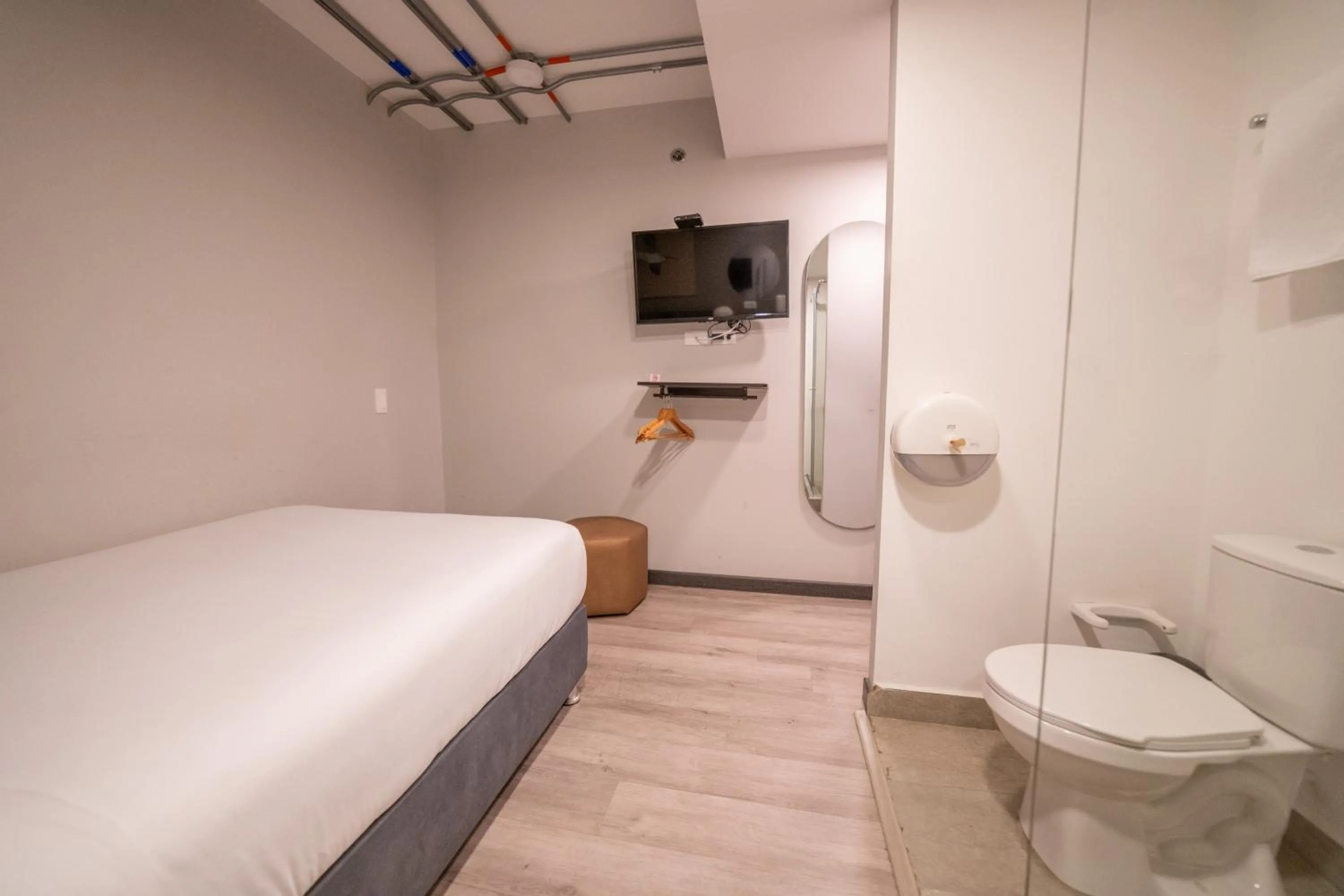 Bathroom in Bon 17 Hotel By SHG