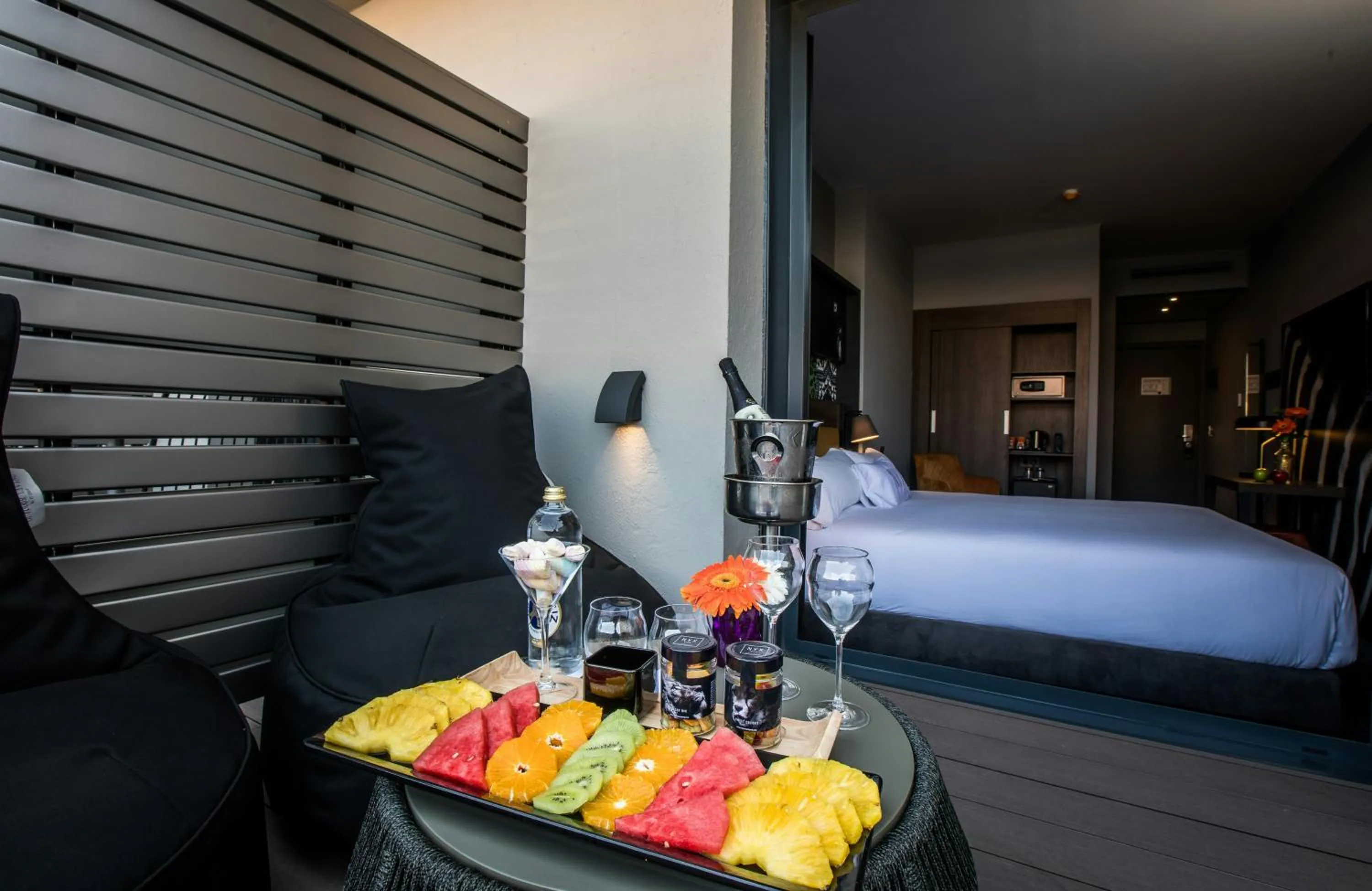 Photo of the whole room, Bed in NYX Hotel Madrid by Leonardo Hotels