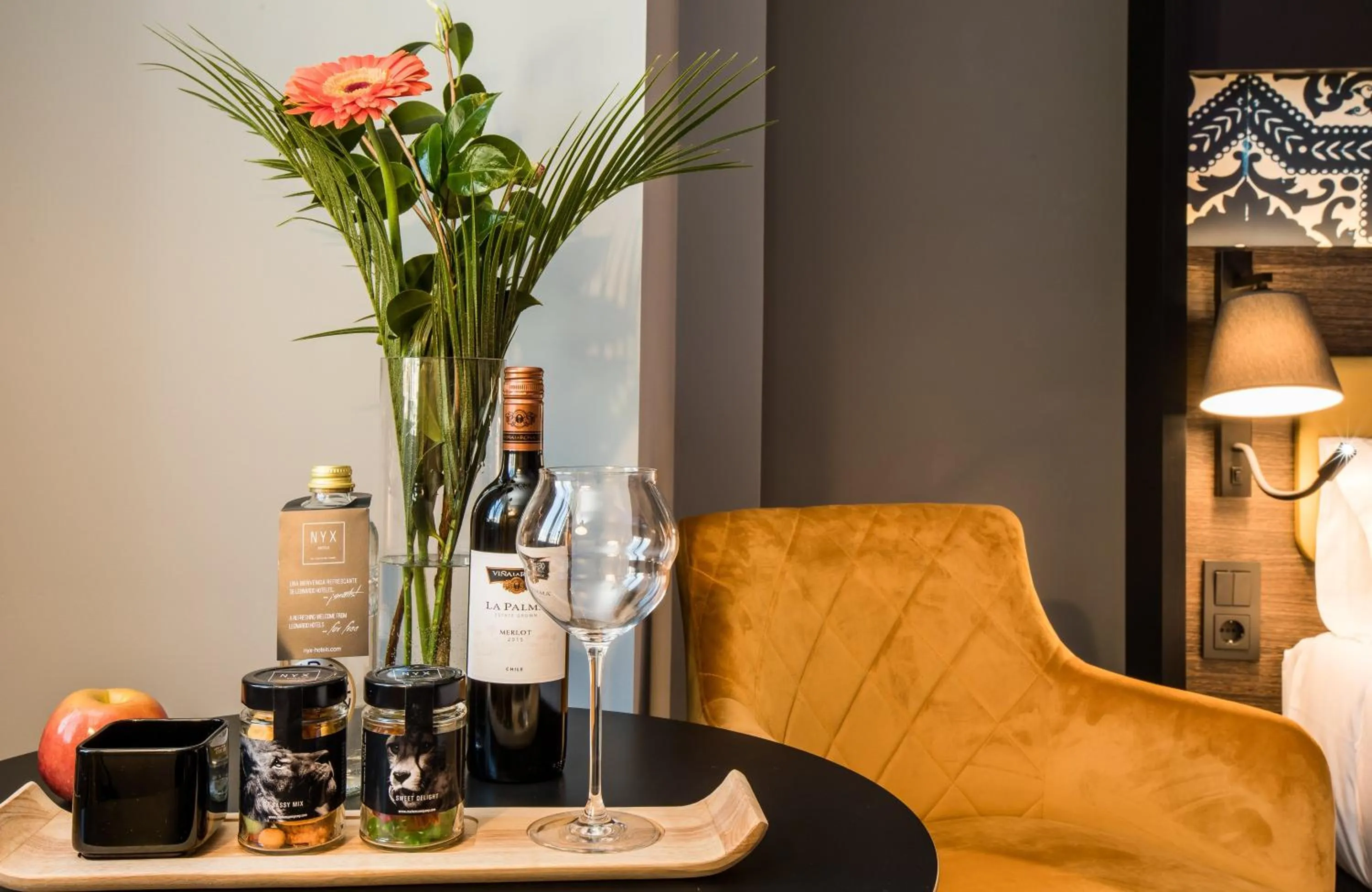 Photo of the whole room in NYX Hotel Madrid by Leonardo Hotels